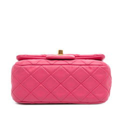 Mini Square Classic Lambskin Pearl Crush Single Flap