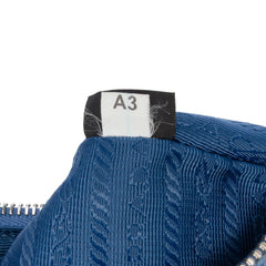 Tessuto Gaufre Re Edition Shoulder Bag