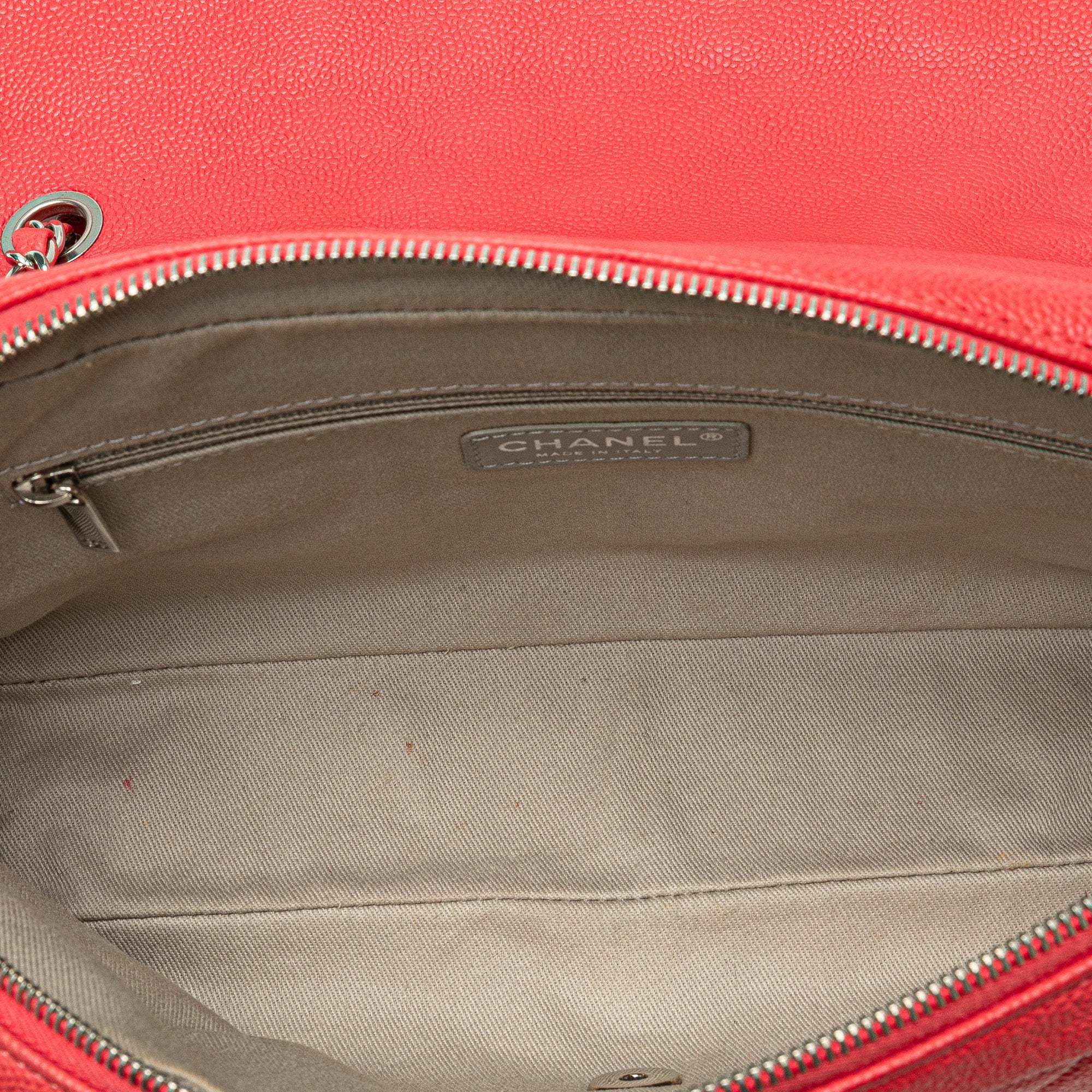 Jumbo Caviar Easy Flap Bag