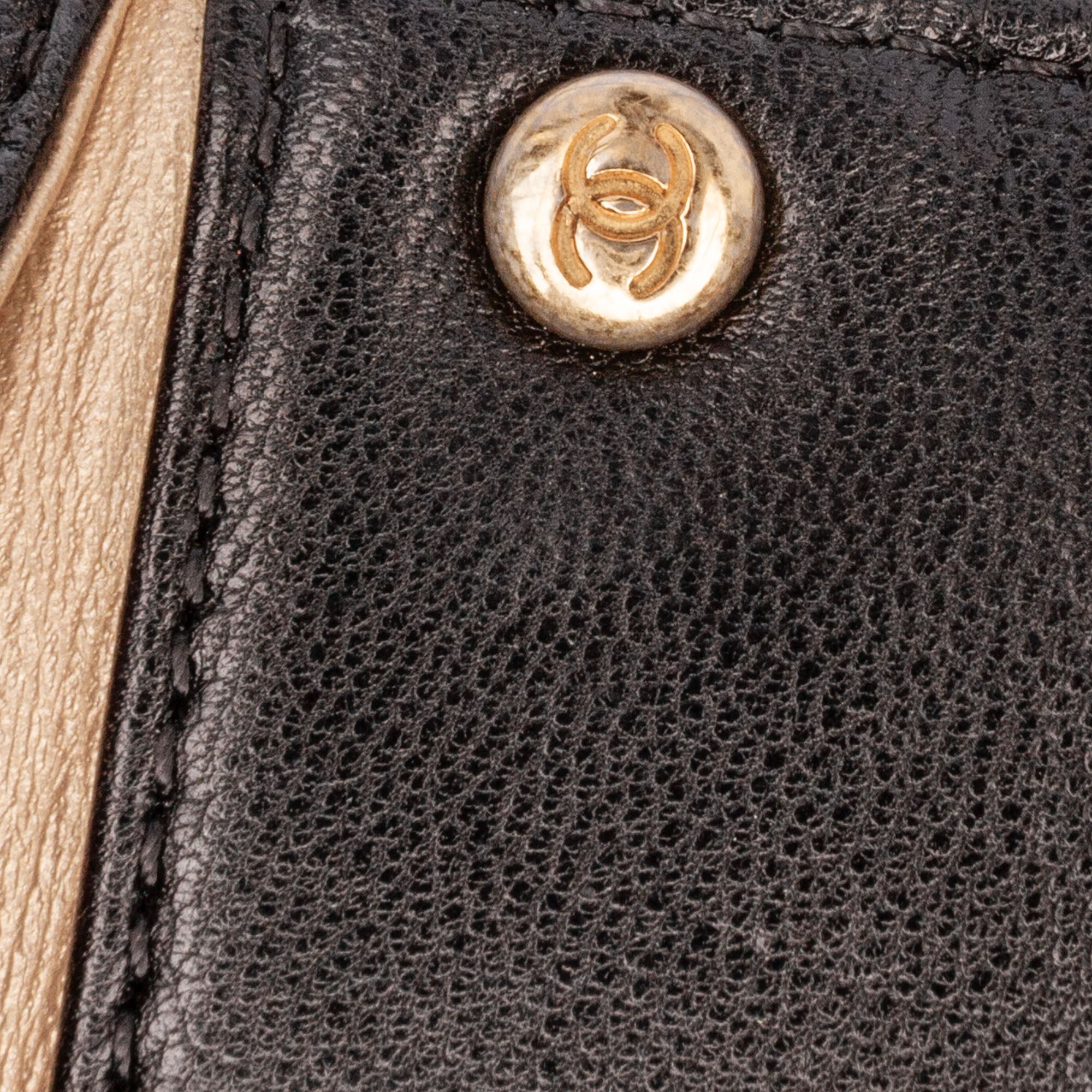 Small Lambskin Chic Pearls Flap
