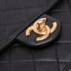 Small Lambskin Chic Pearls Flap