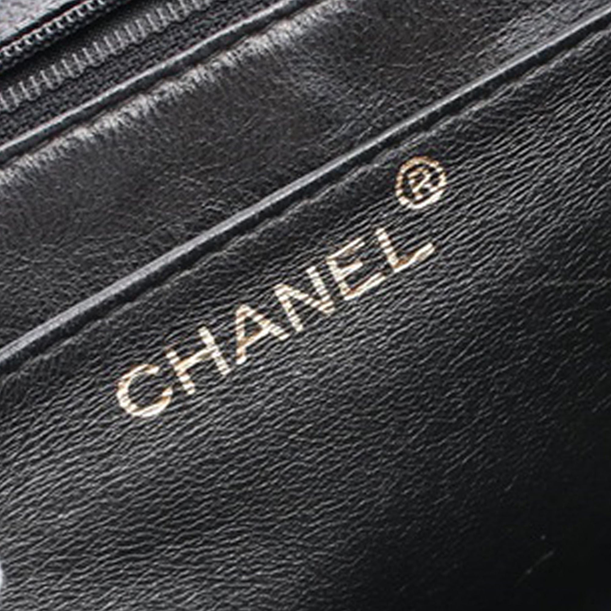 Caviar Kelly Top Handle Bag
