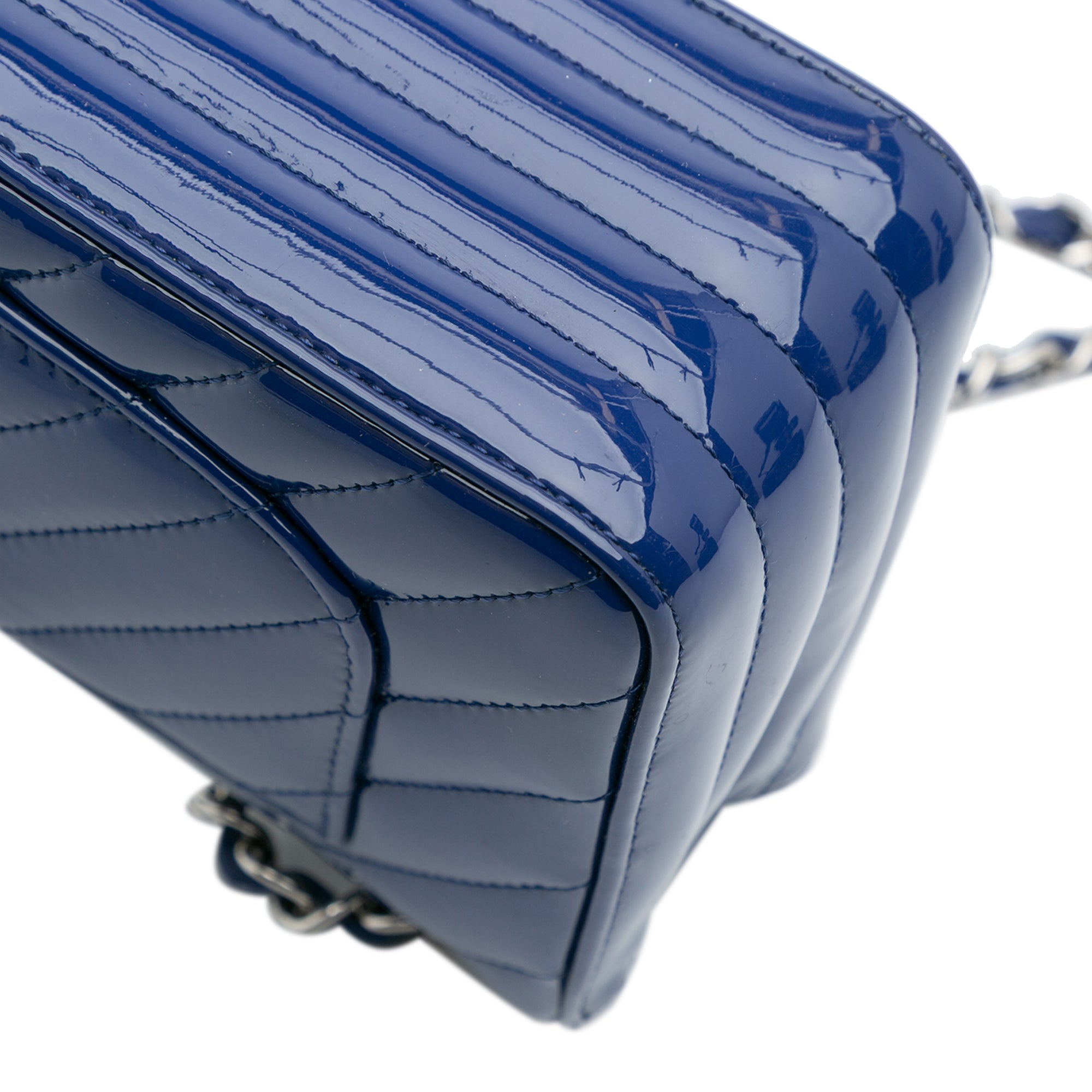Mini Rectangular Classic Chevron Patent Single Flap