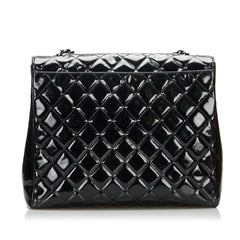 So Black Matelasse Patent Leather Single Flap Bag_2