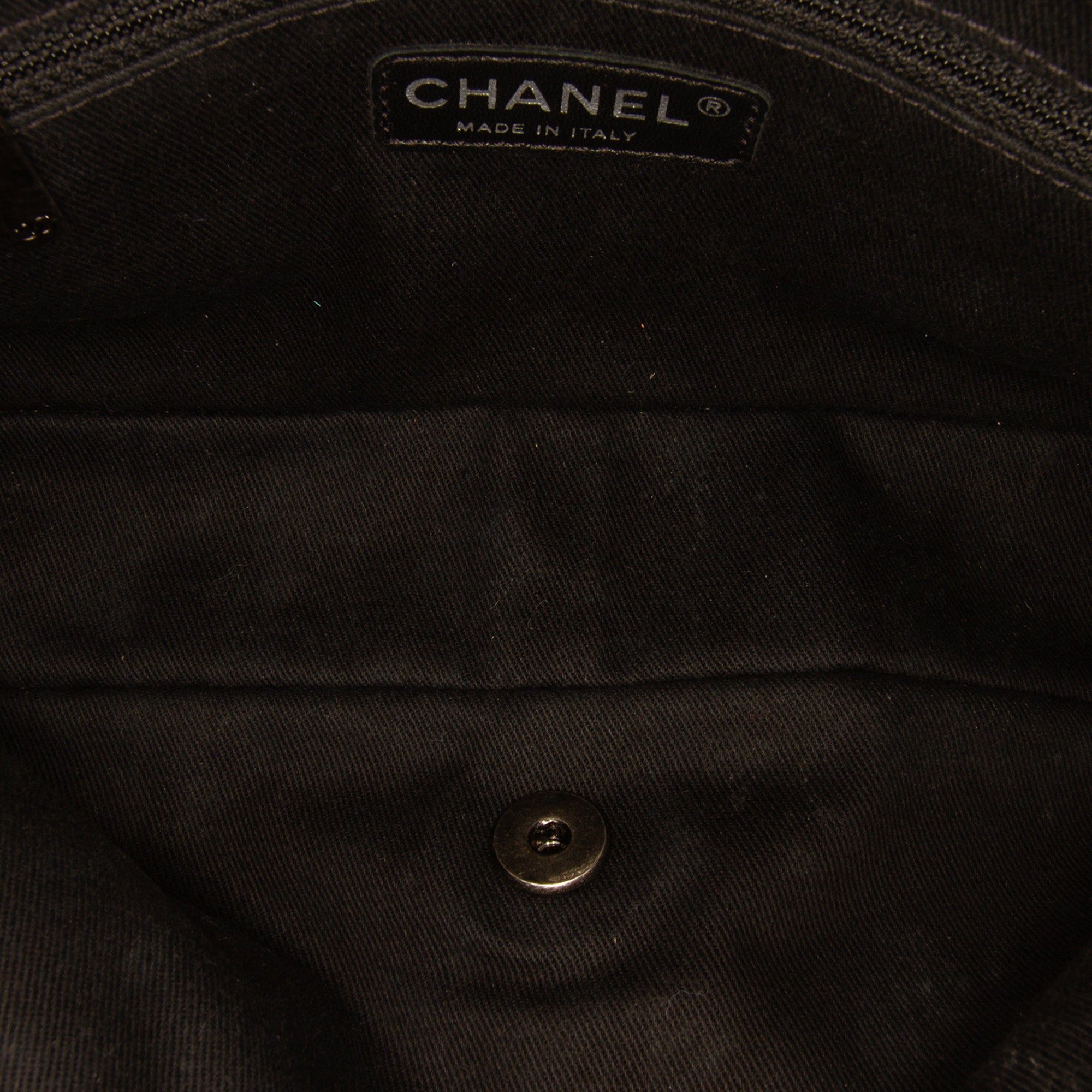 Medium Quilted Iridescent Caviar Easy Flap