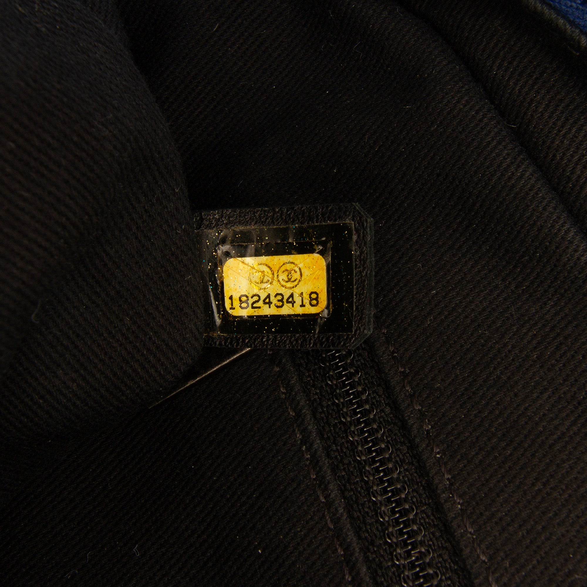 Medium Quilted Iridescent Caviar Easy Flap