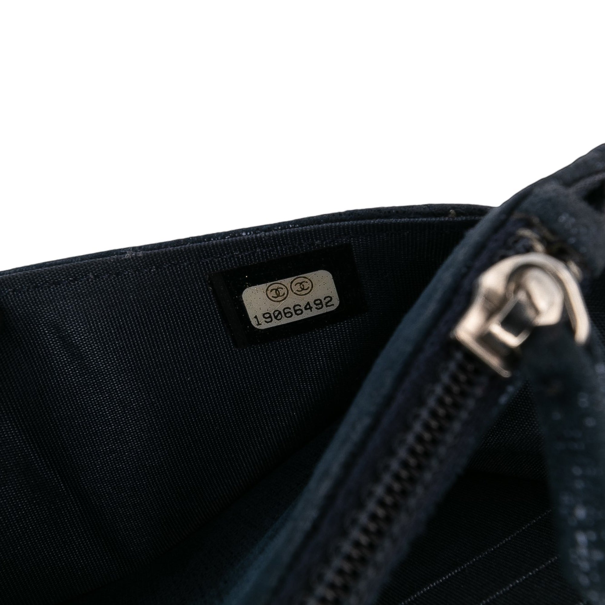 CC Quilted Metallic Fabric Wallet On Chain
