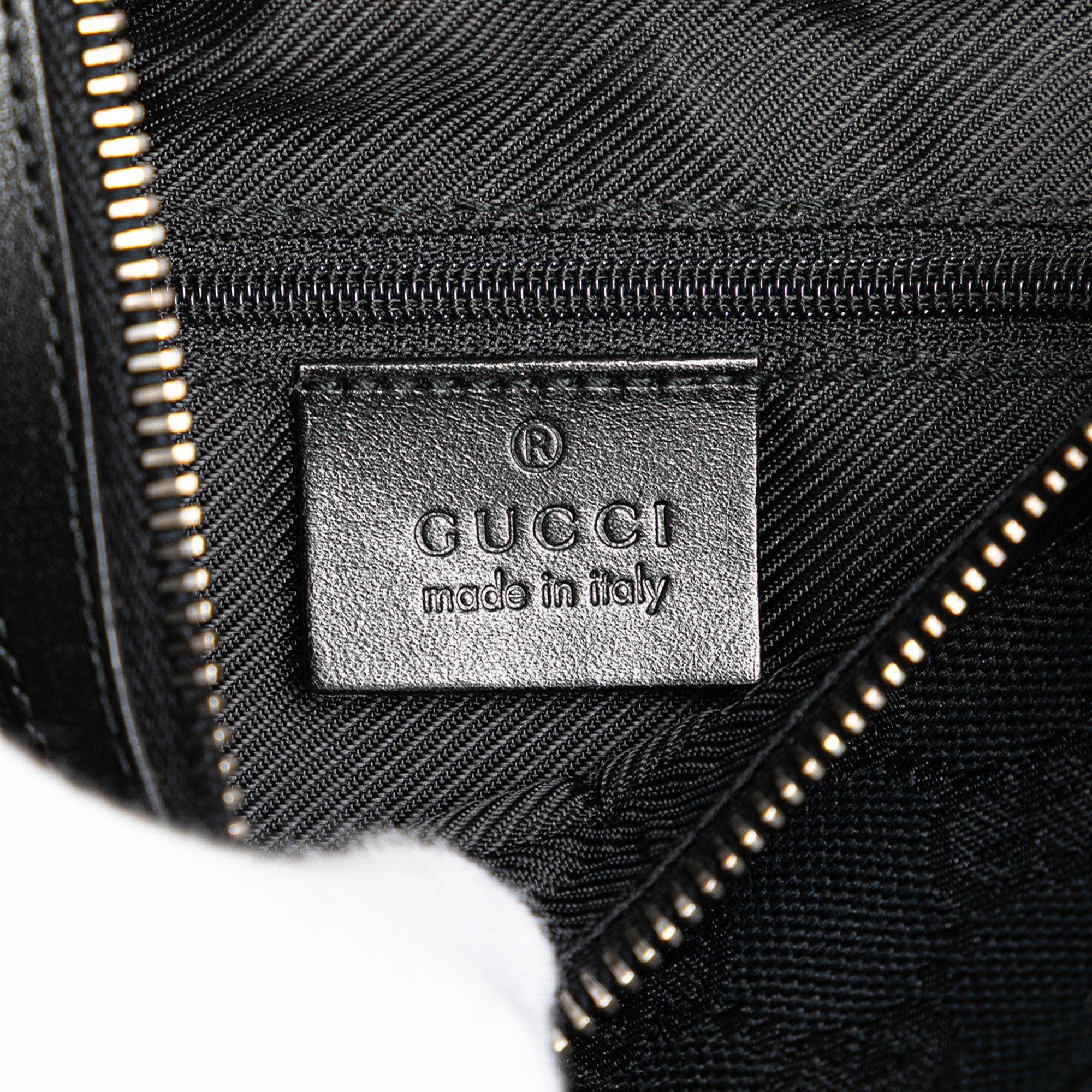 GG Canvas Shoulder Bag