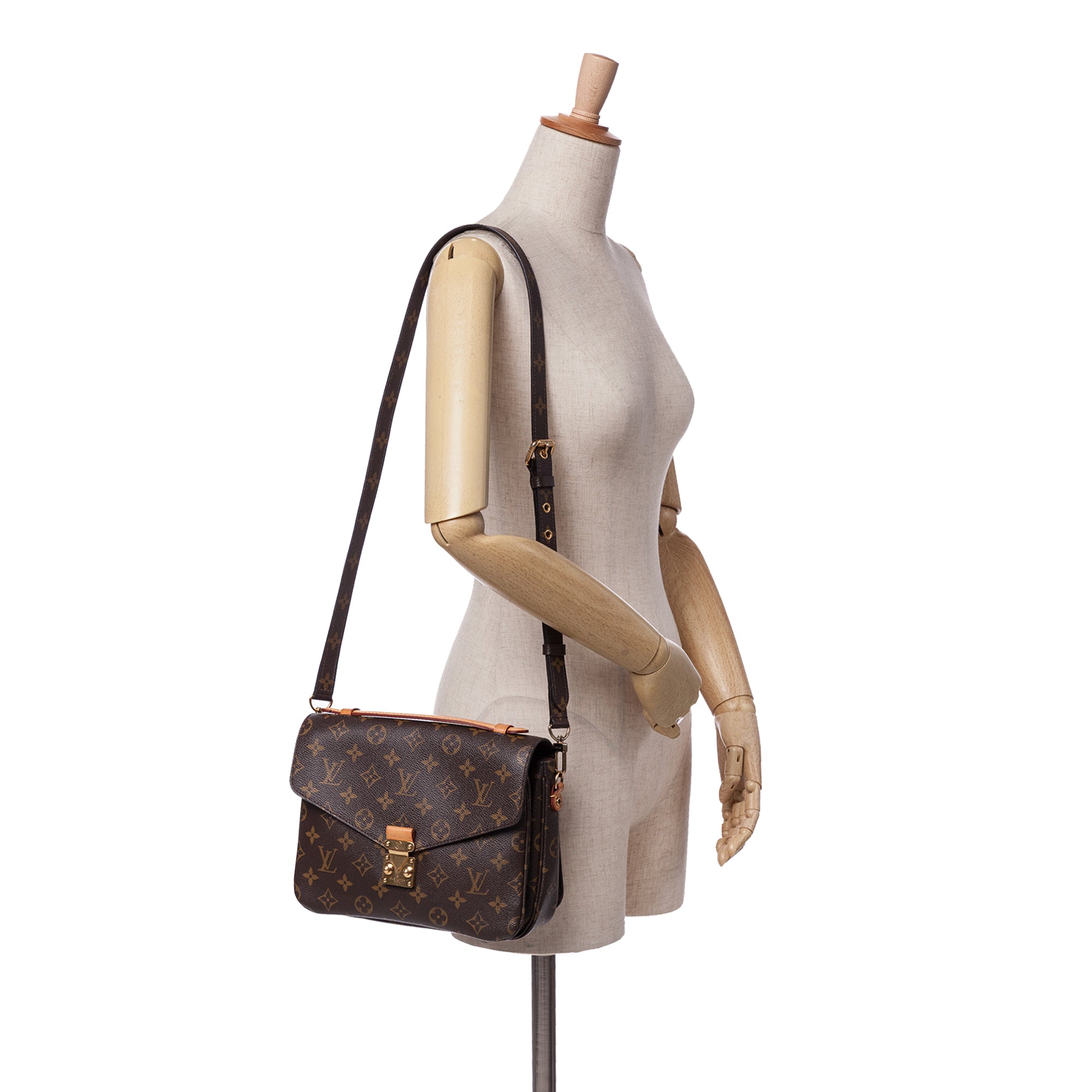 Monogram Pochette Metis