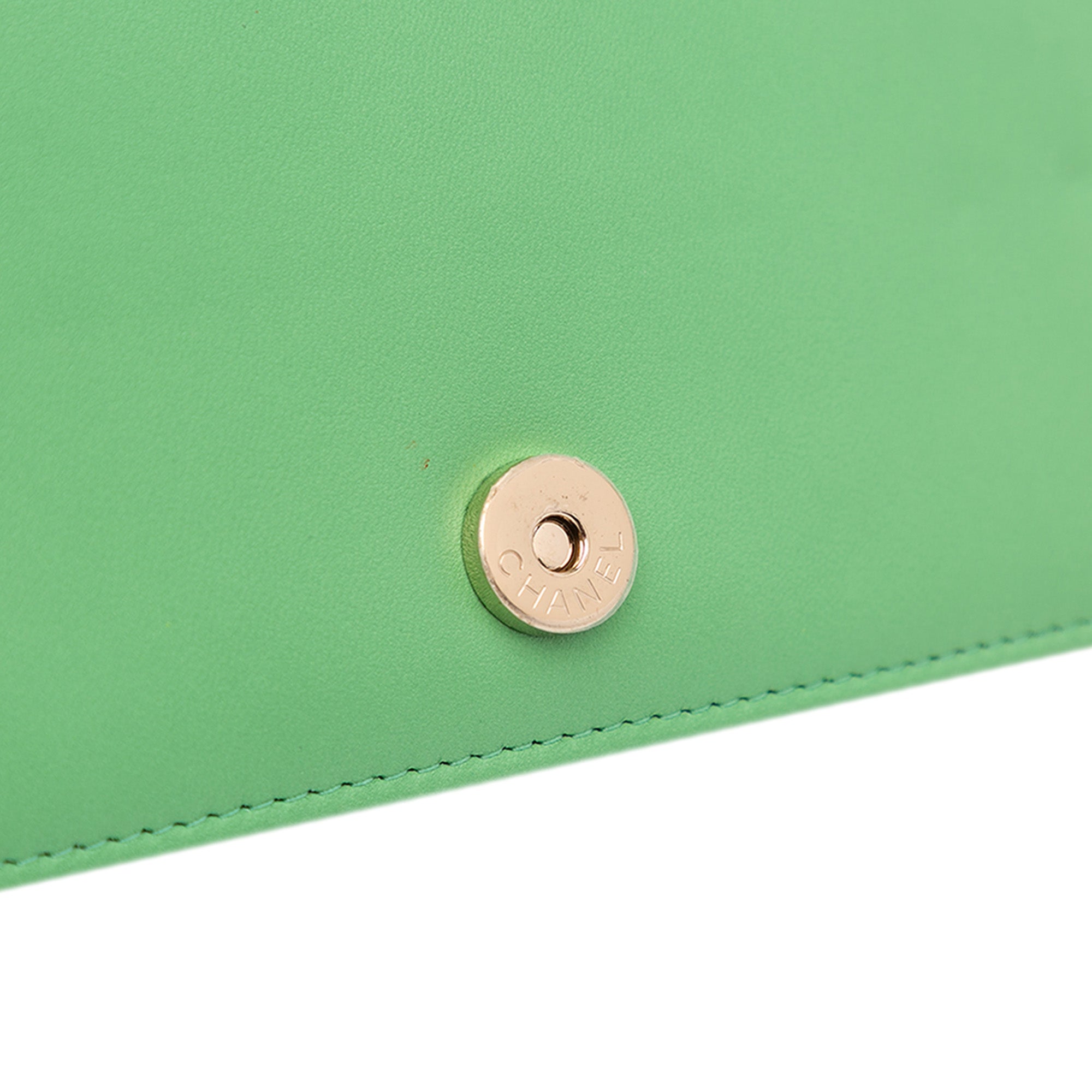Lambskin Boy Wallet On Chain