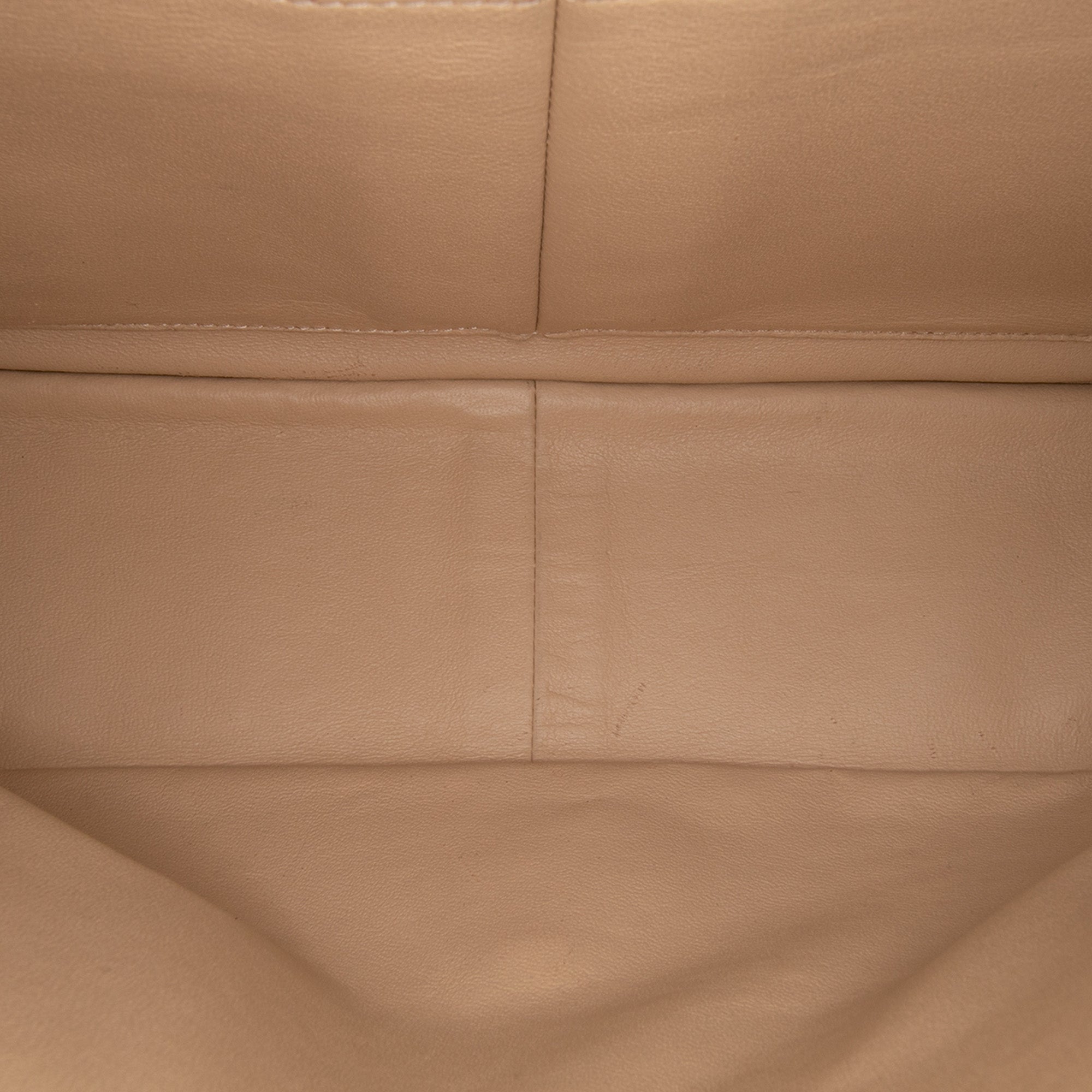 Jumbo Classic Caviar Double Flap
