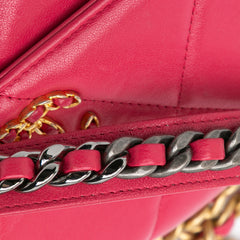 Quilted Lambskin 19 Wallet on Chain