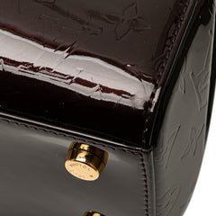 Monogram Vernis Brea MM