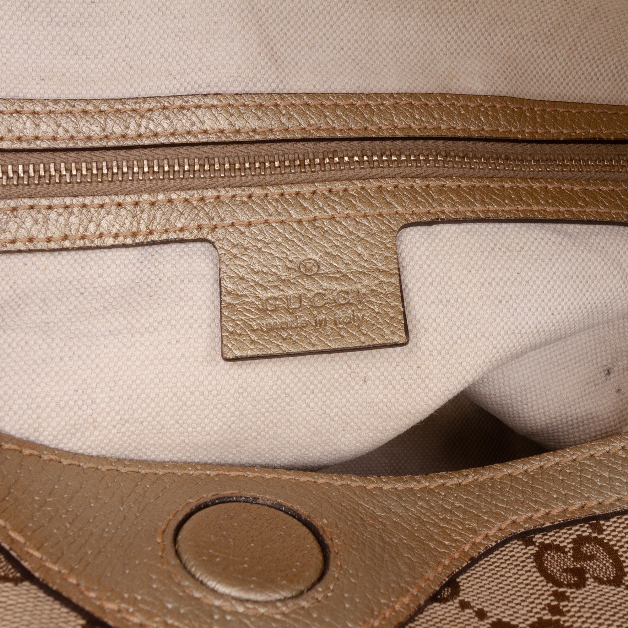Medium GG Canvas Bree Satchel
