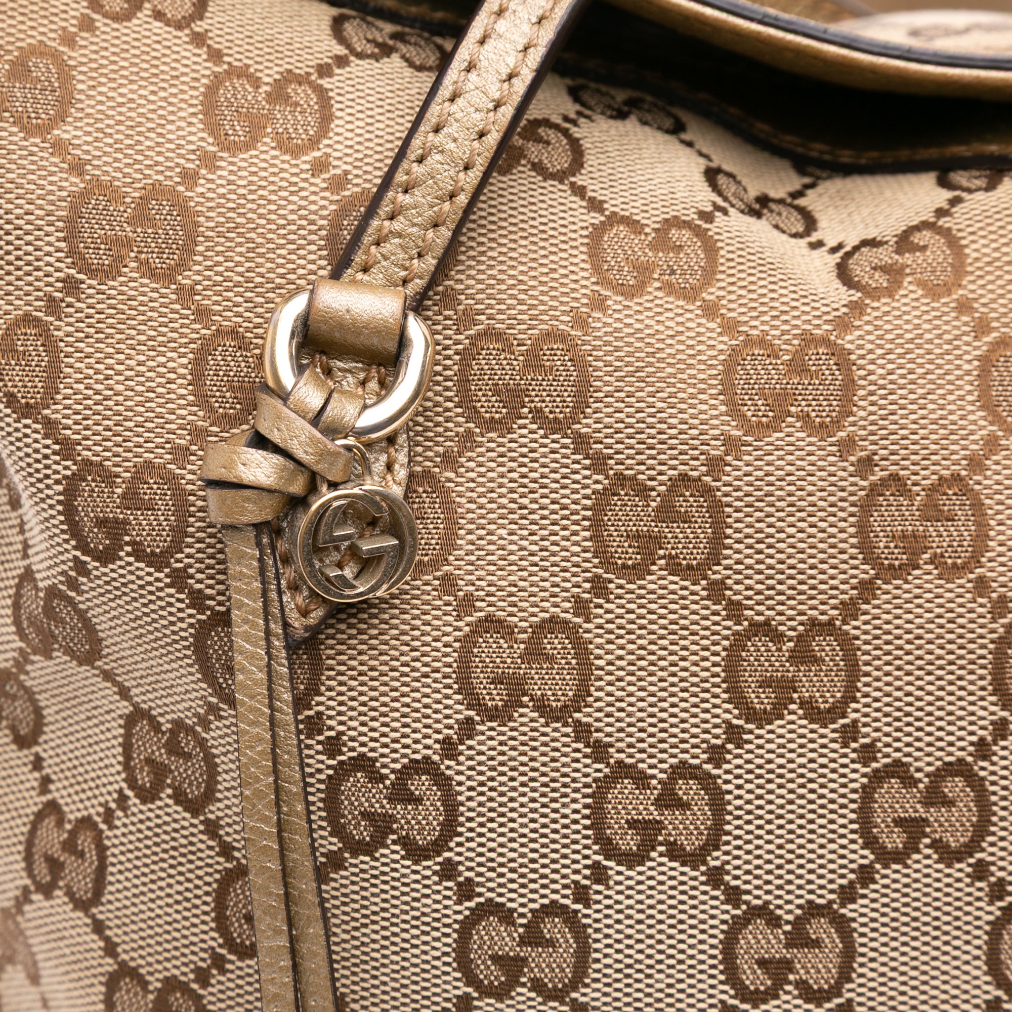 Medium GG Canvas Bree Satchel