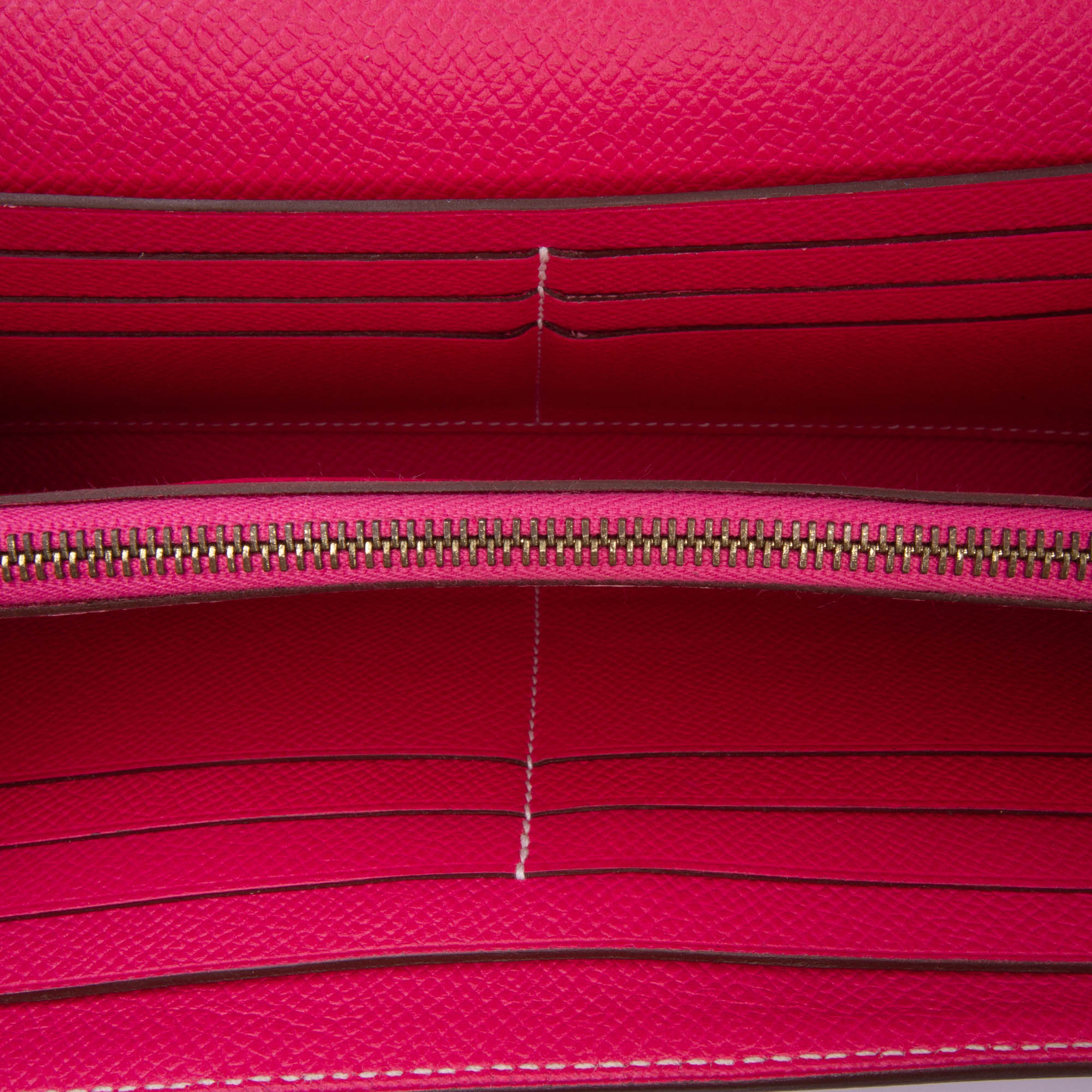Epsom Kelly Longue Wallet