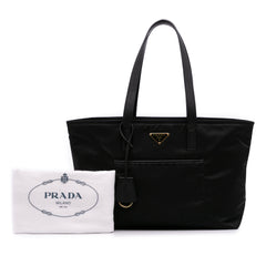 Medium Saffiano Trimmed Re Nylon Re Edition 1978 Tote