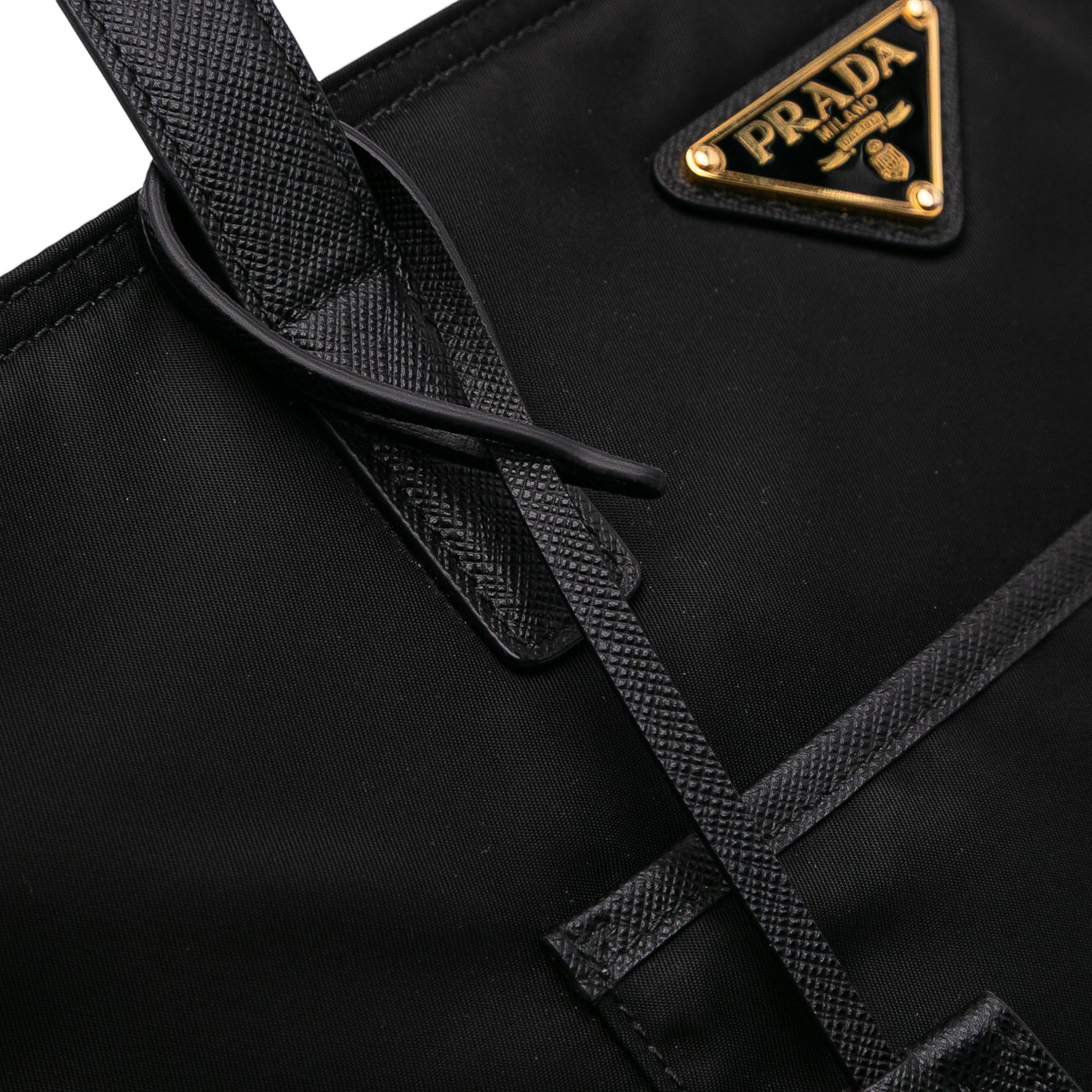 Medium Saffiano Trimmed Re Nylon Re Edition 1978 Tote