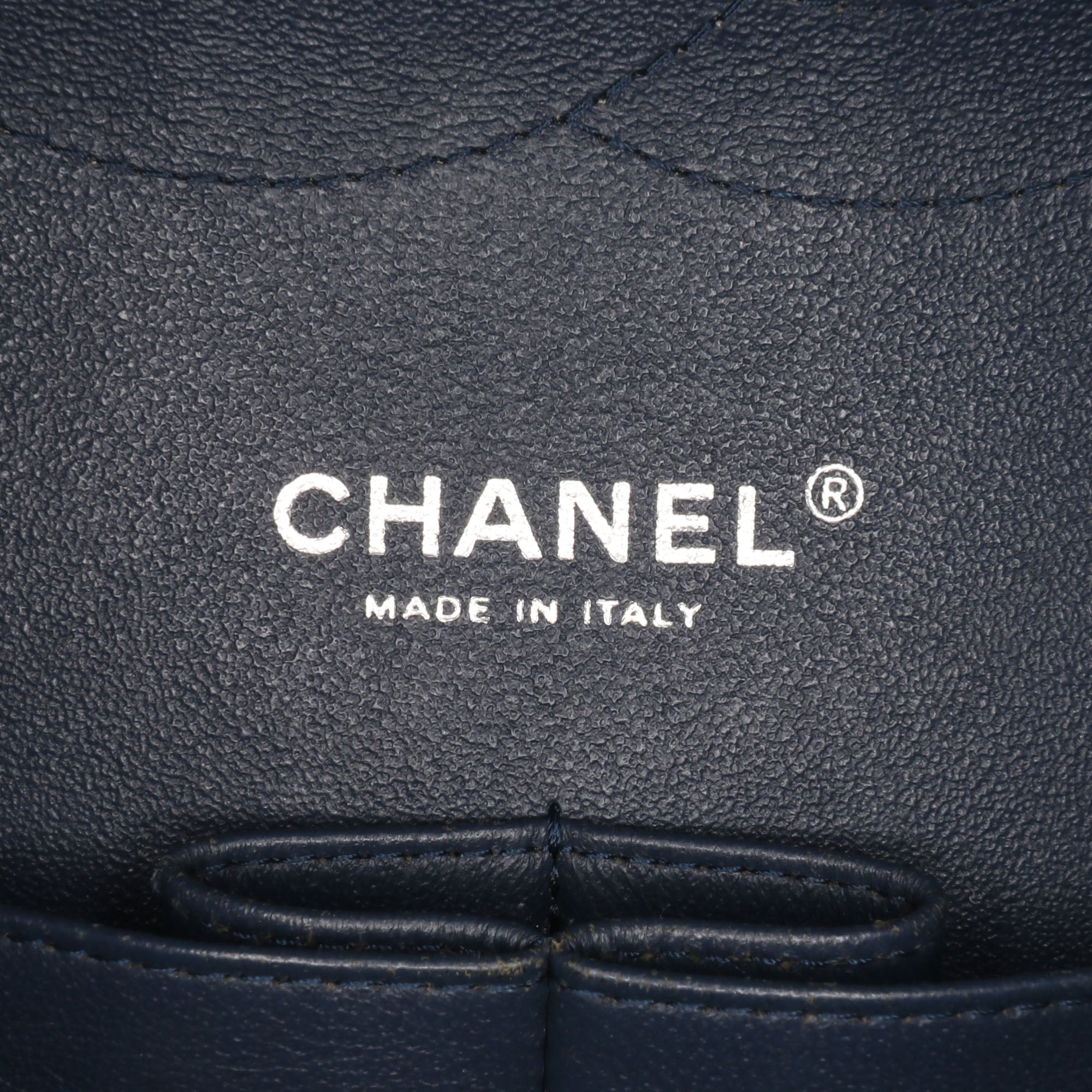 Jumbo Classic Chevron Patent Double Flap