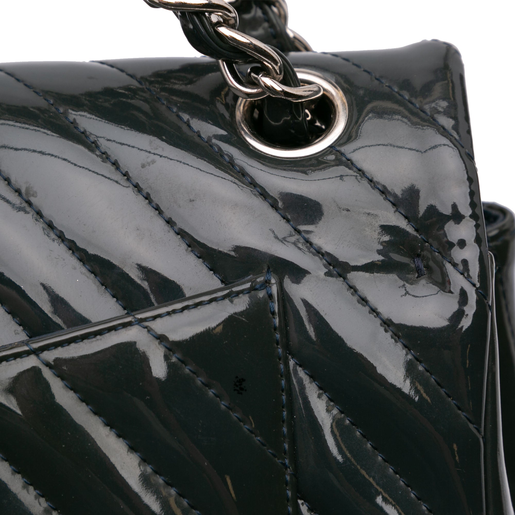 Jumbo Classic Chevron Patent Double Flap