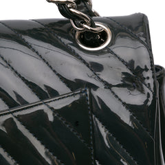 Jumbo Classic Chevron Patent Double Flap