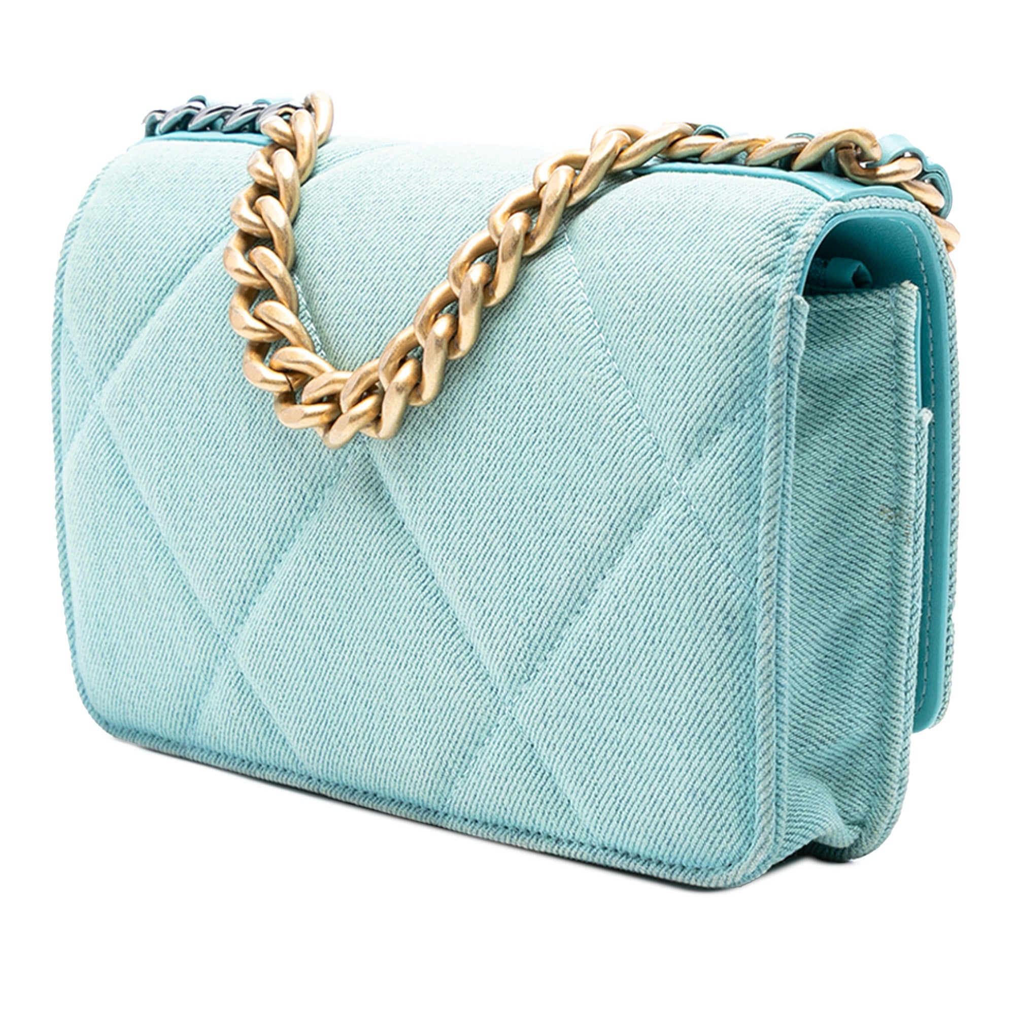 Denim 19 Flap Wallet On Chain