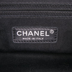 Medium Quilted Caviar Easy Flap