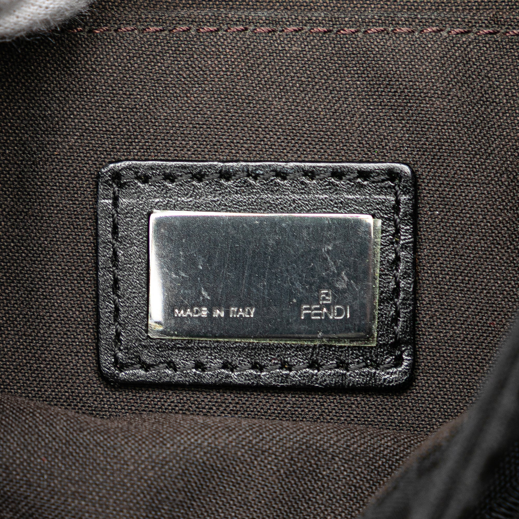 Zucchino Canvas Crossbody
