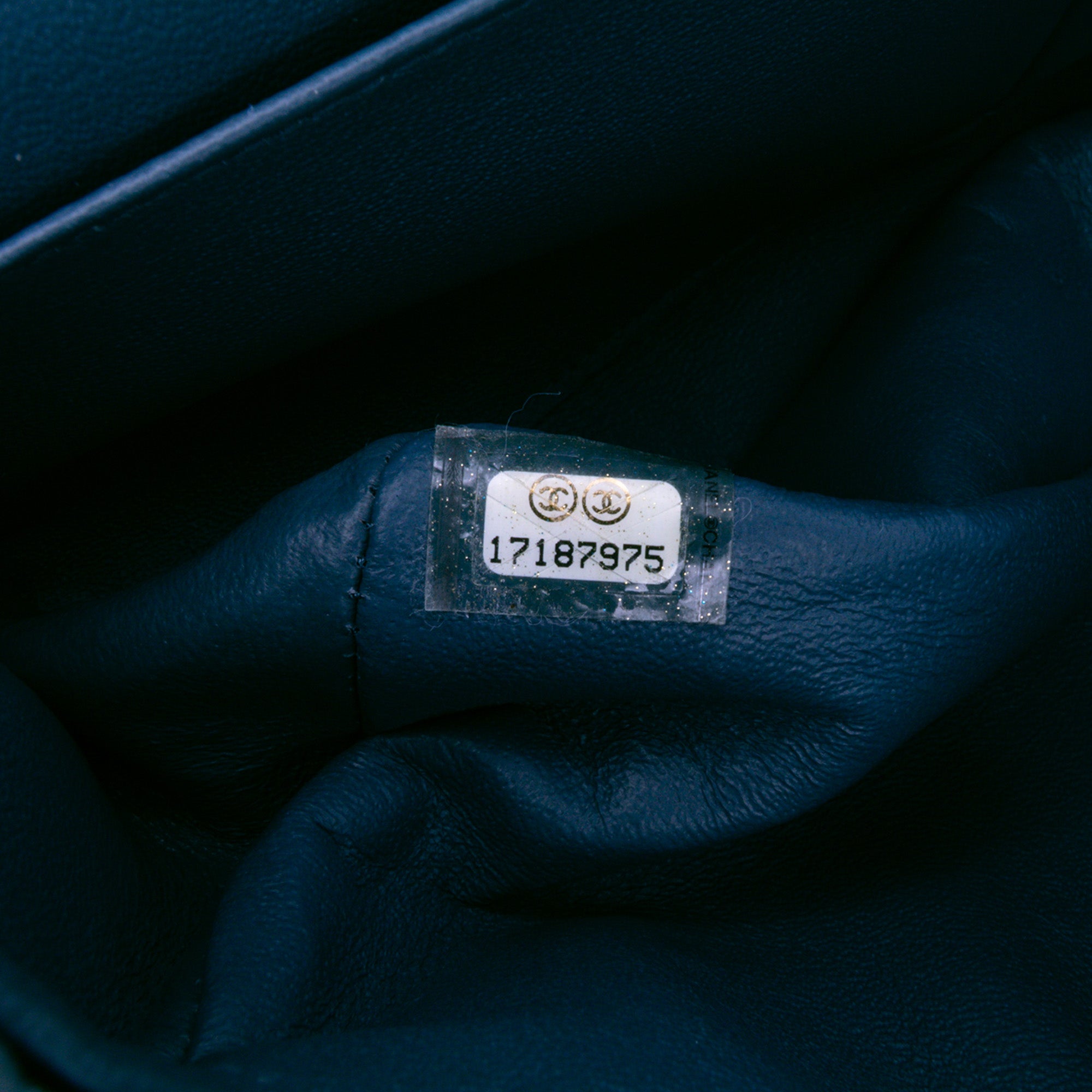 Medium Classic Lambskin Double Flap