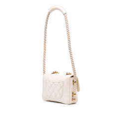 Crumpled Calfskin En Vogue Rope Flap