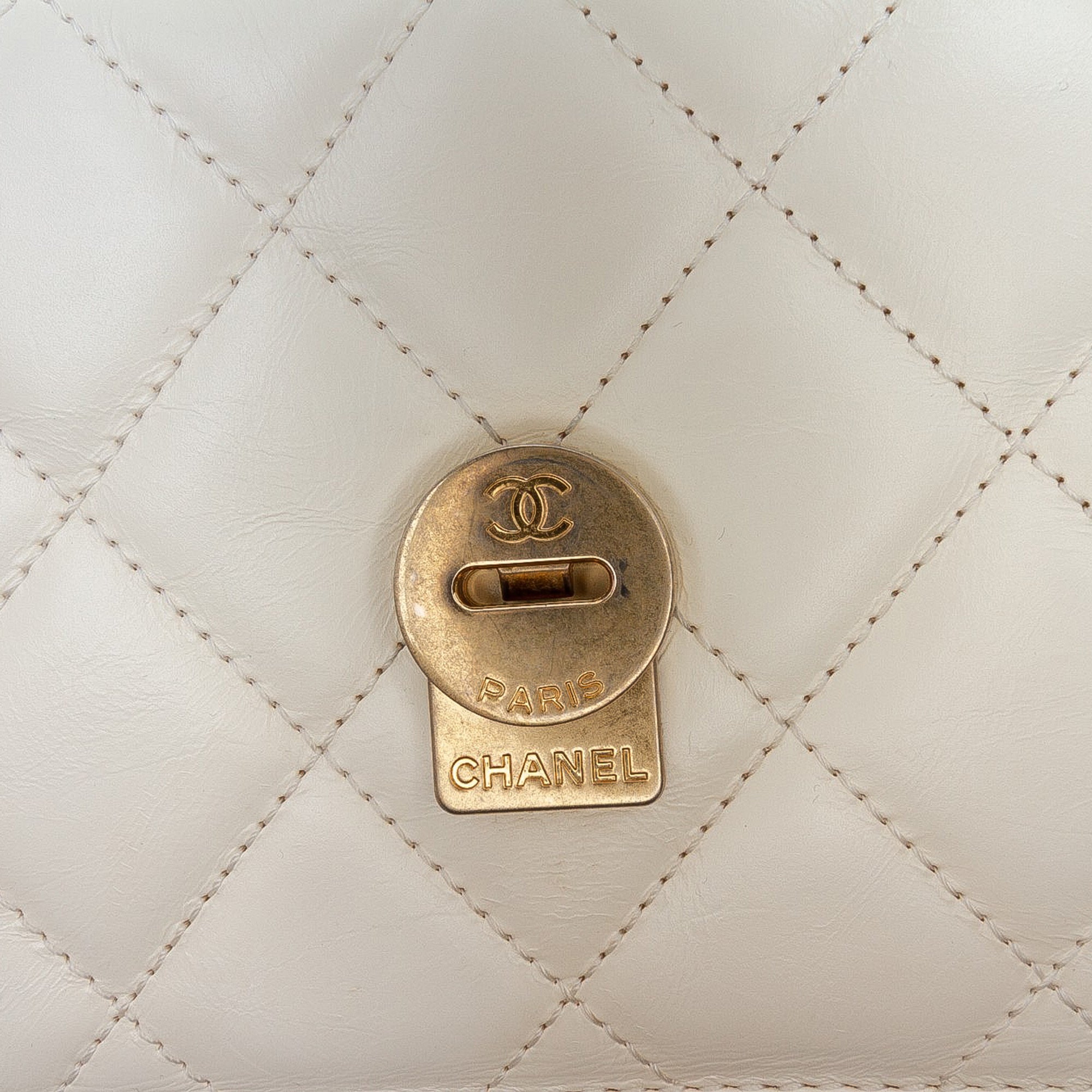 Crumpled Calfskin En Vogue Rope Flap