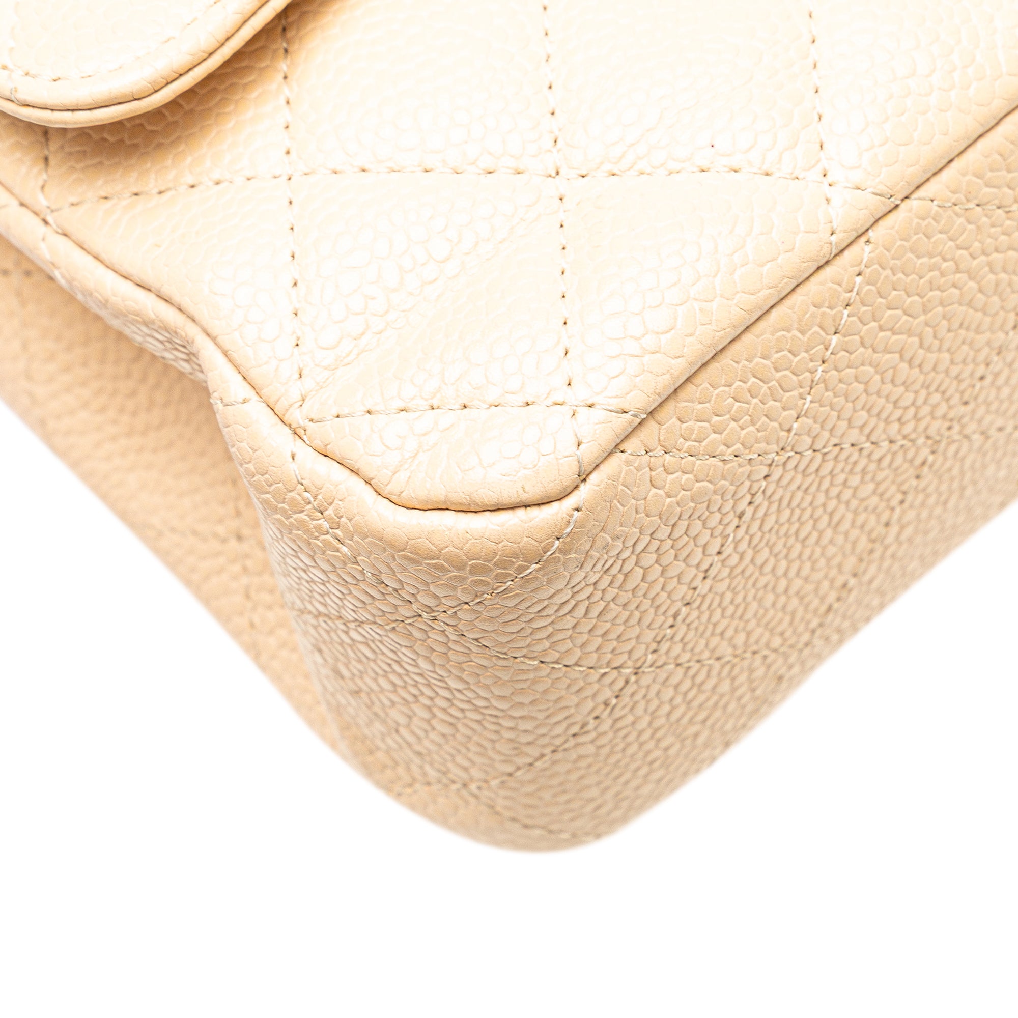 Medium Classic Caviar Double Flap