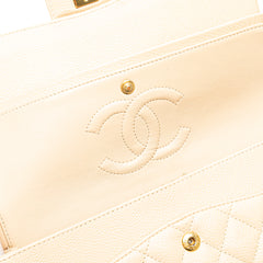 Medium Classic Caviar Double Flap
