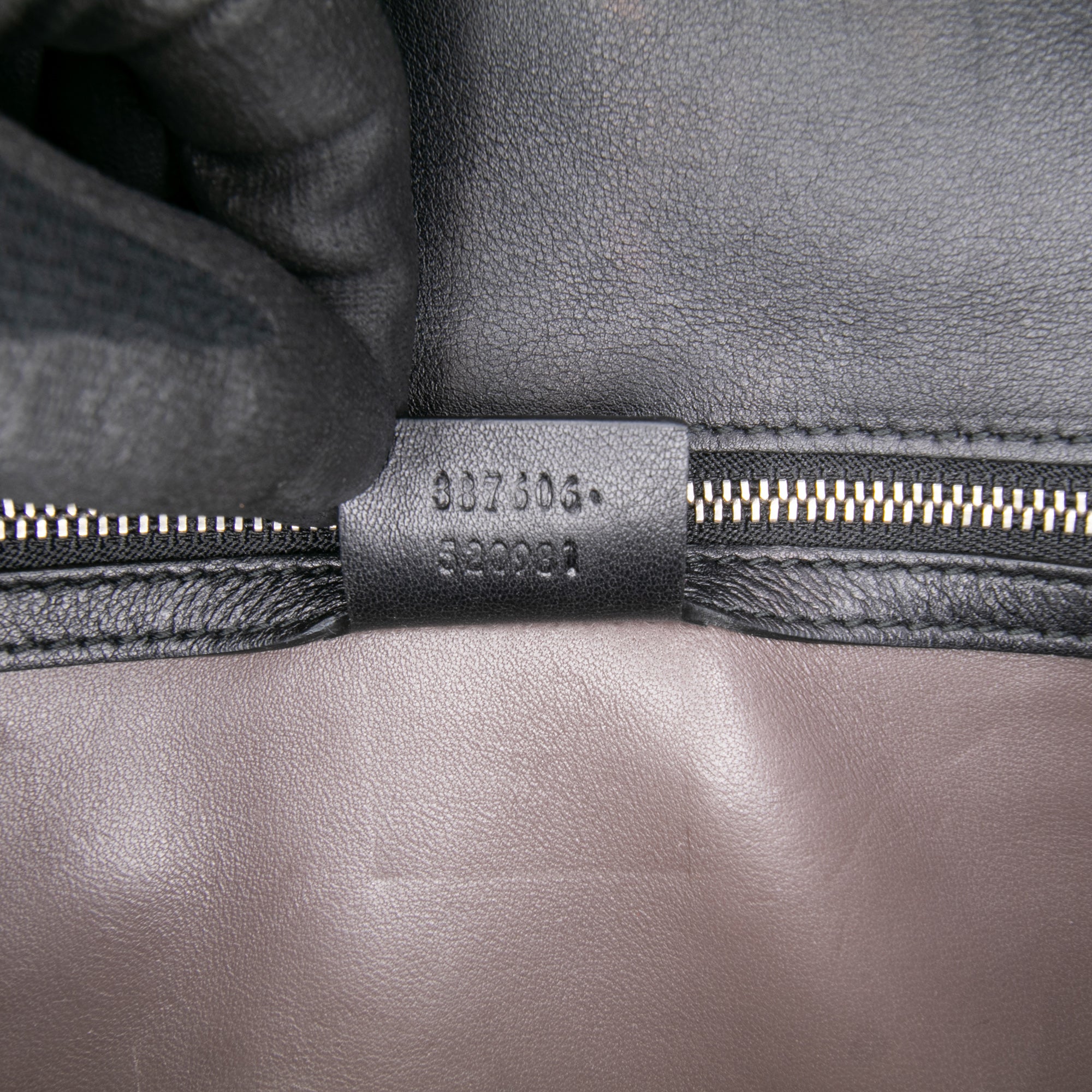 Medium Patent Dollar Interlocking G Crossbody