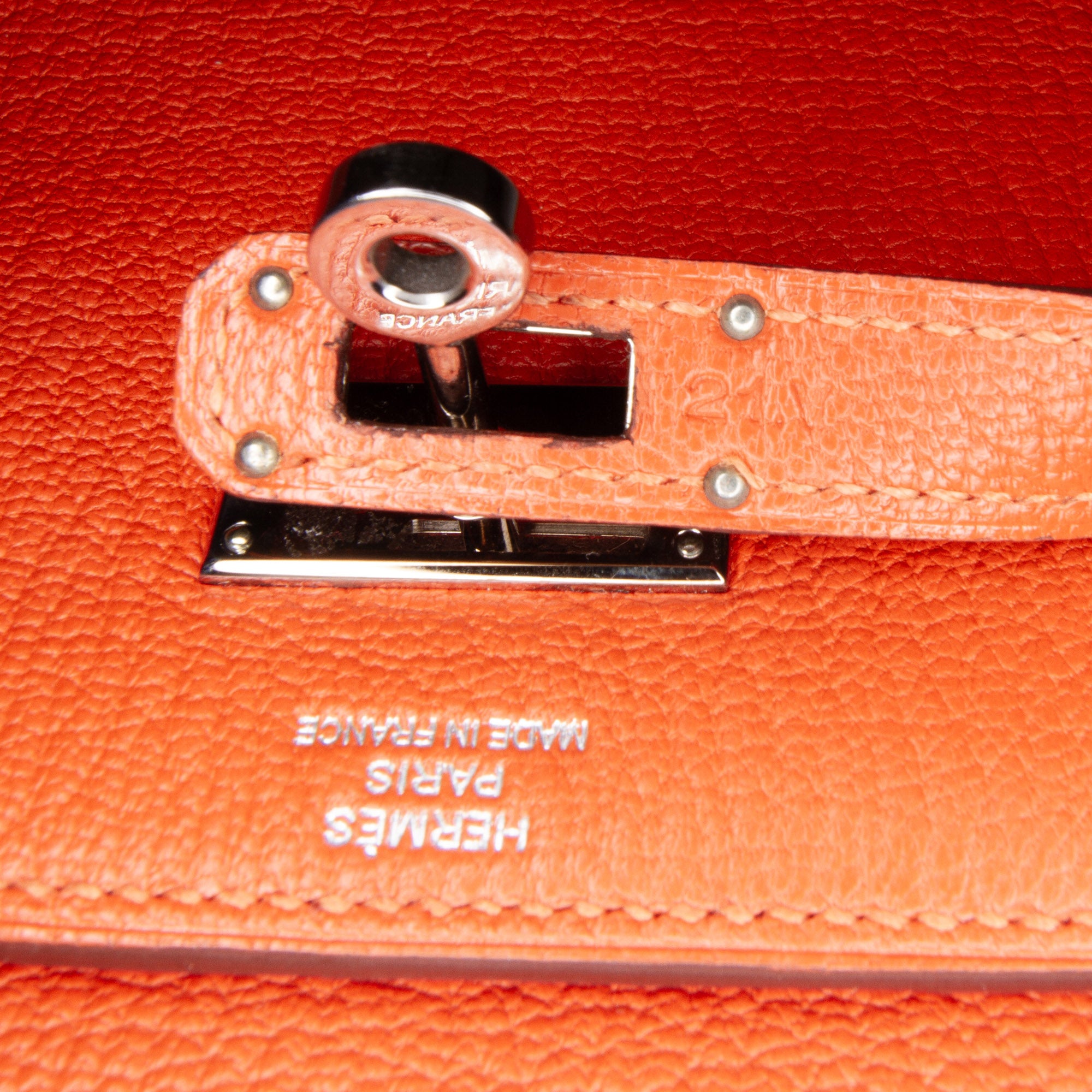 Medium Chevre Mysore Kelly Depliant Wallet