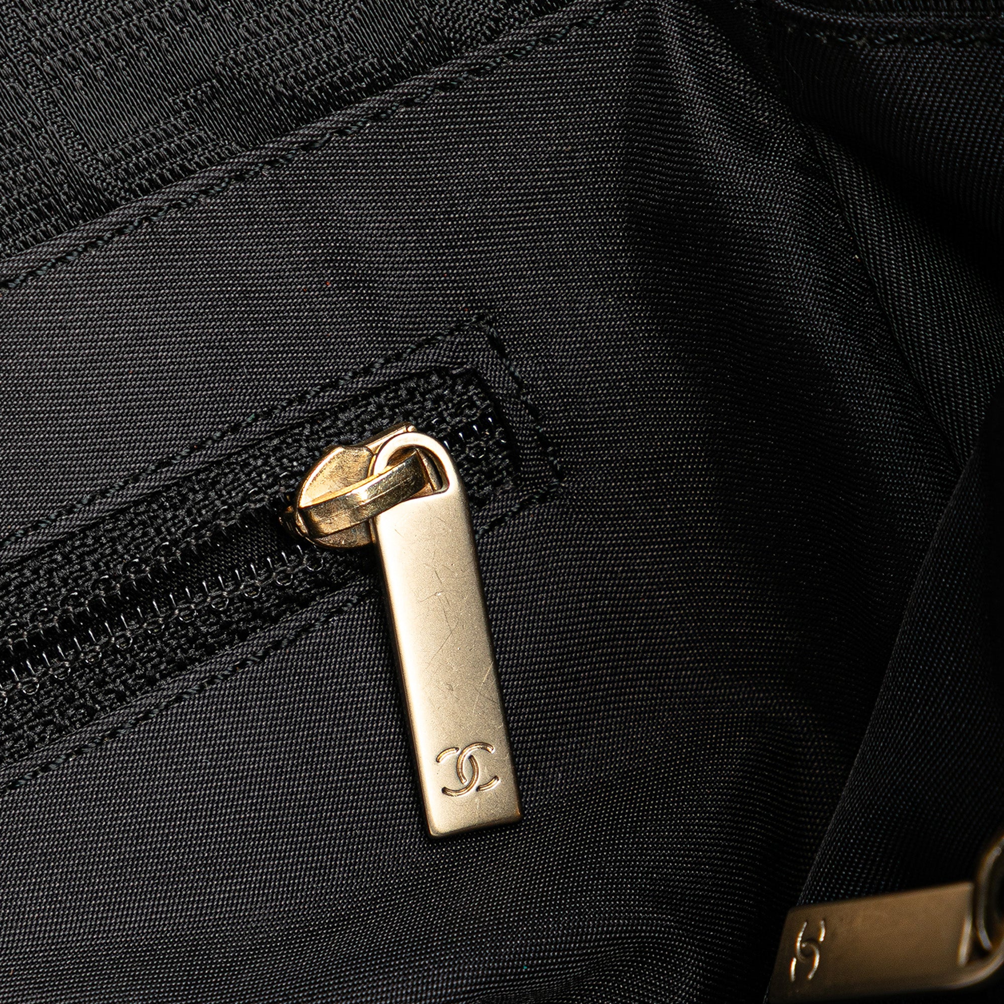 New Travel Line Nylon Tote