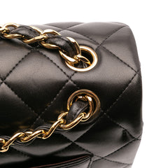 Maxi Classic Lambskin Double Flap