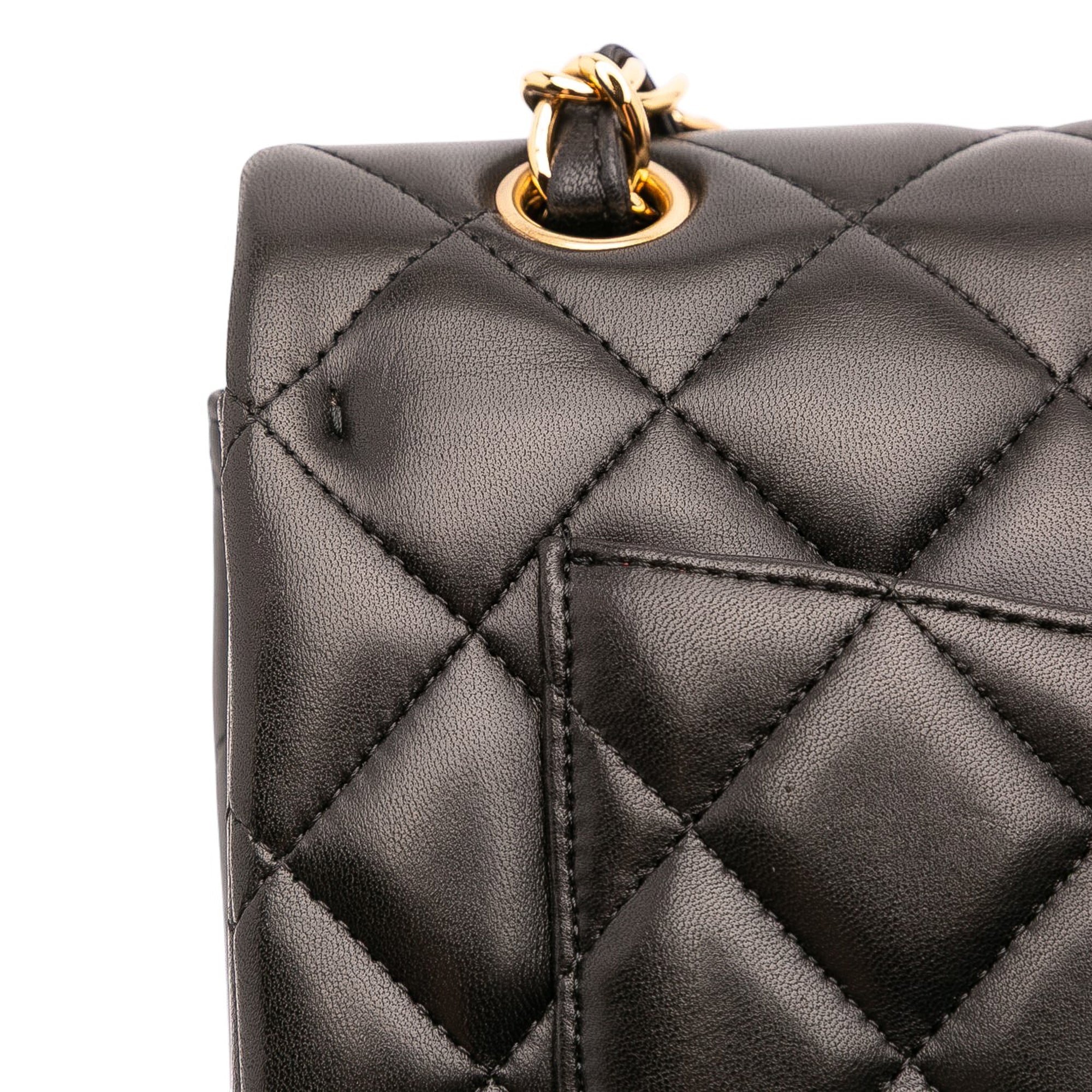 Maxi Classic Lambskin Double Flap