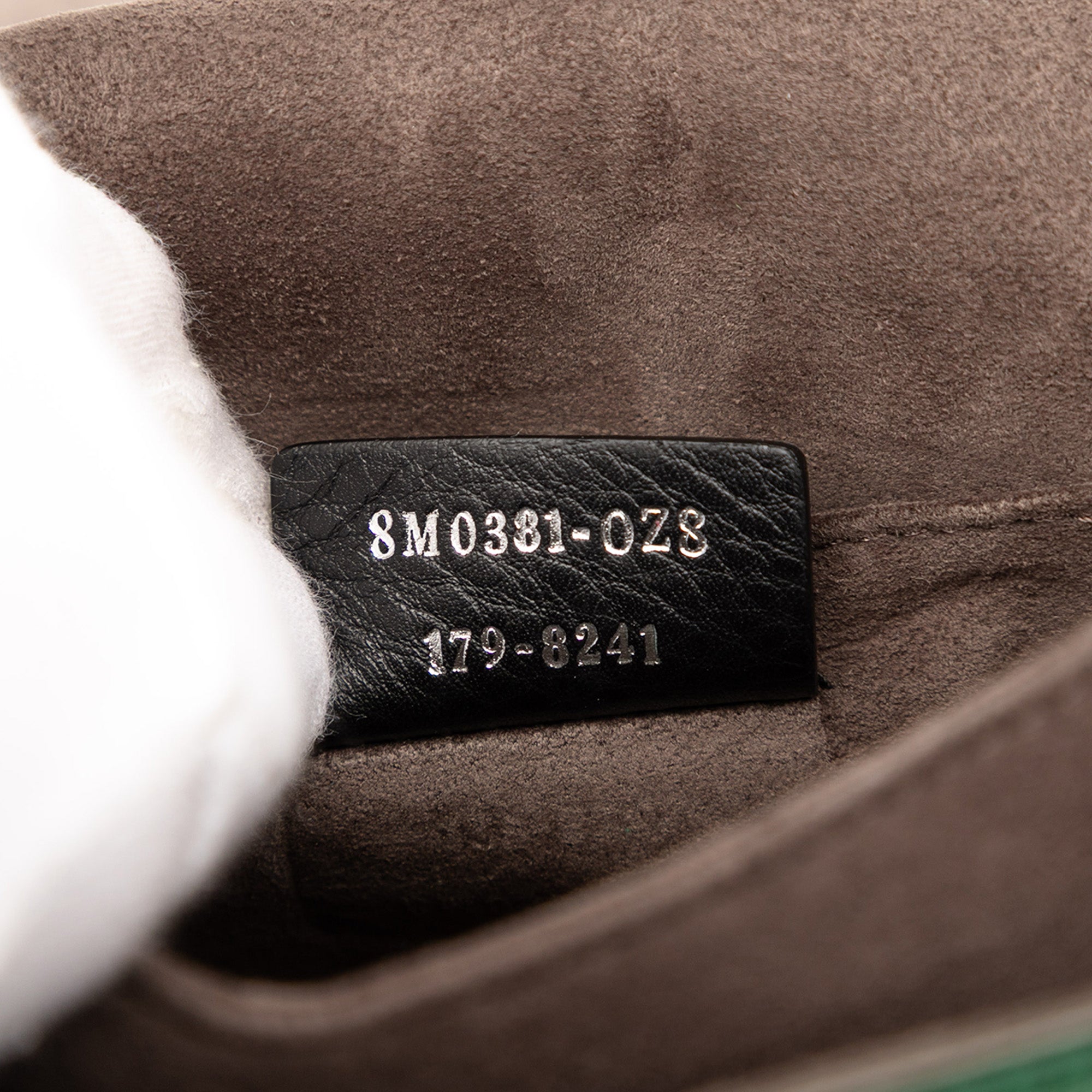 Small Leather Scalloped Kan I Crossbody