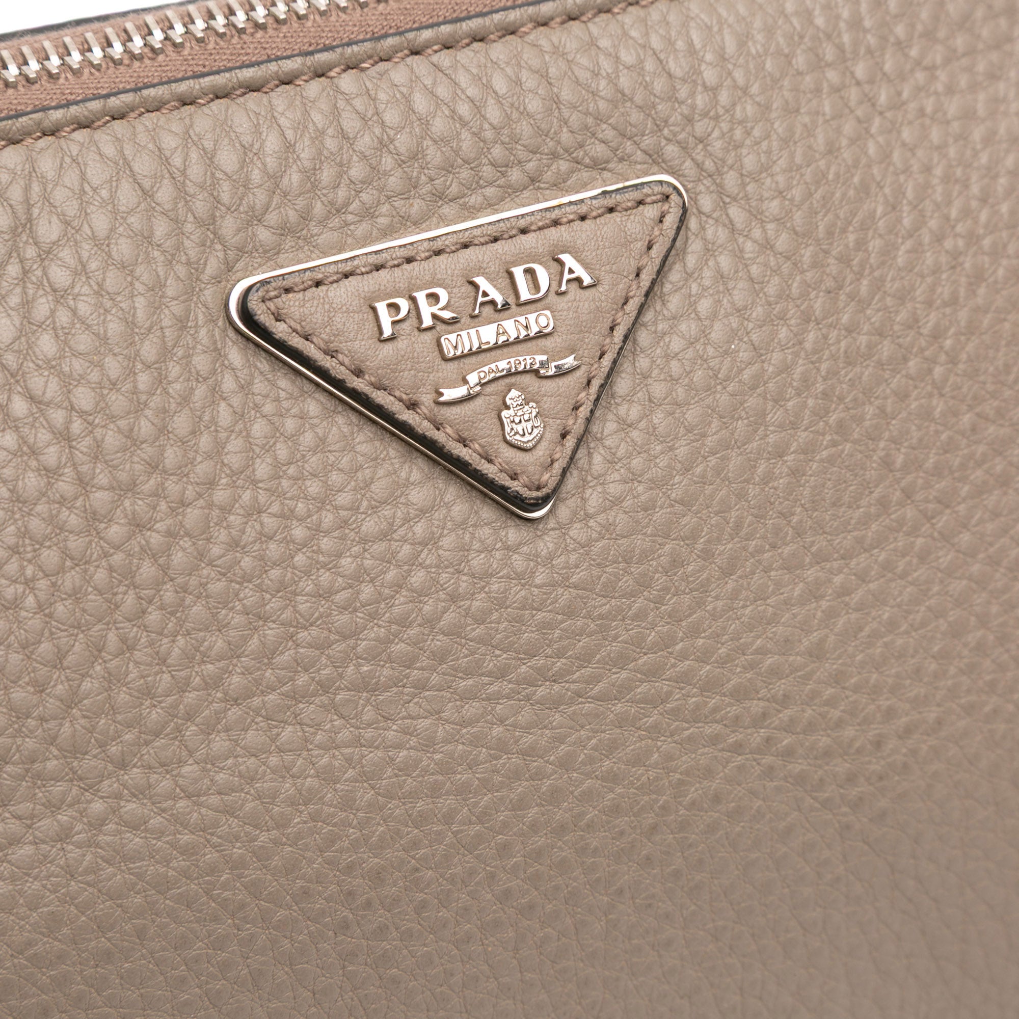 Vitello Daino Crossbody