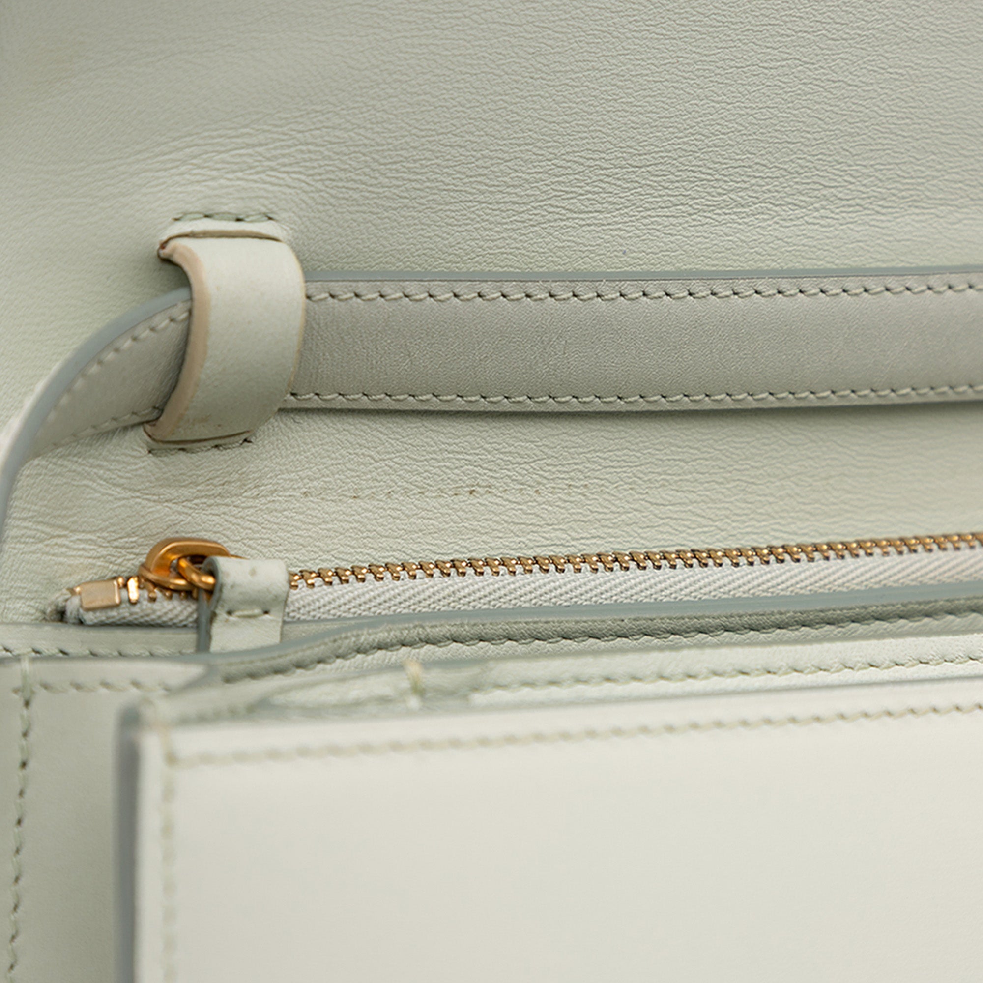 Medium Calfskin Classic Box