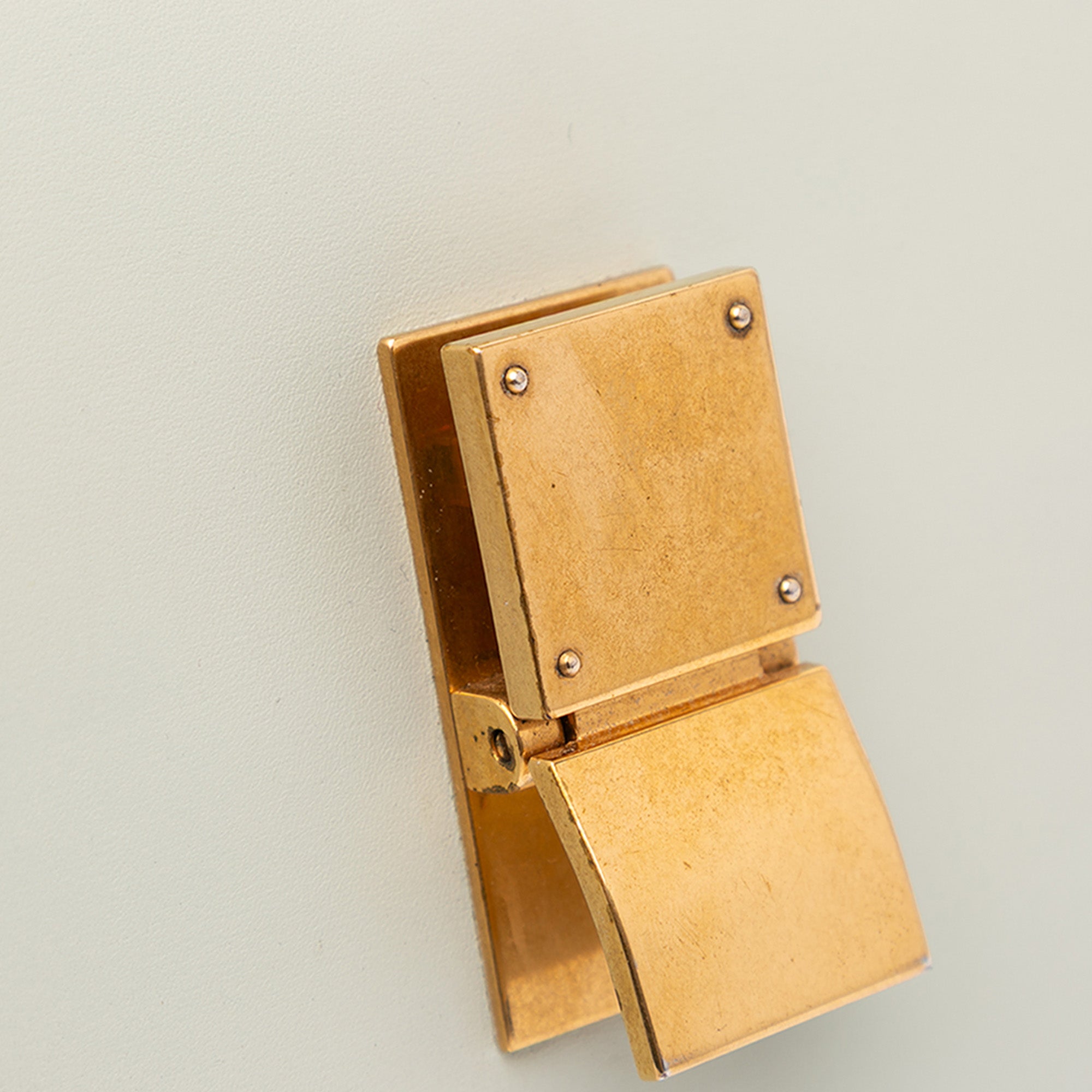 Medium Calfskin Classic Box