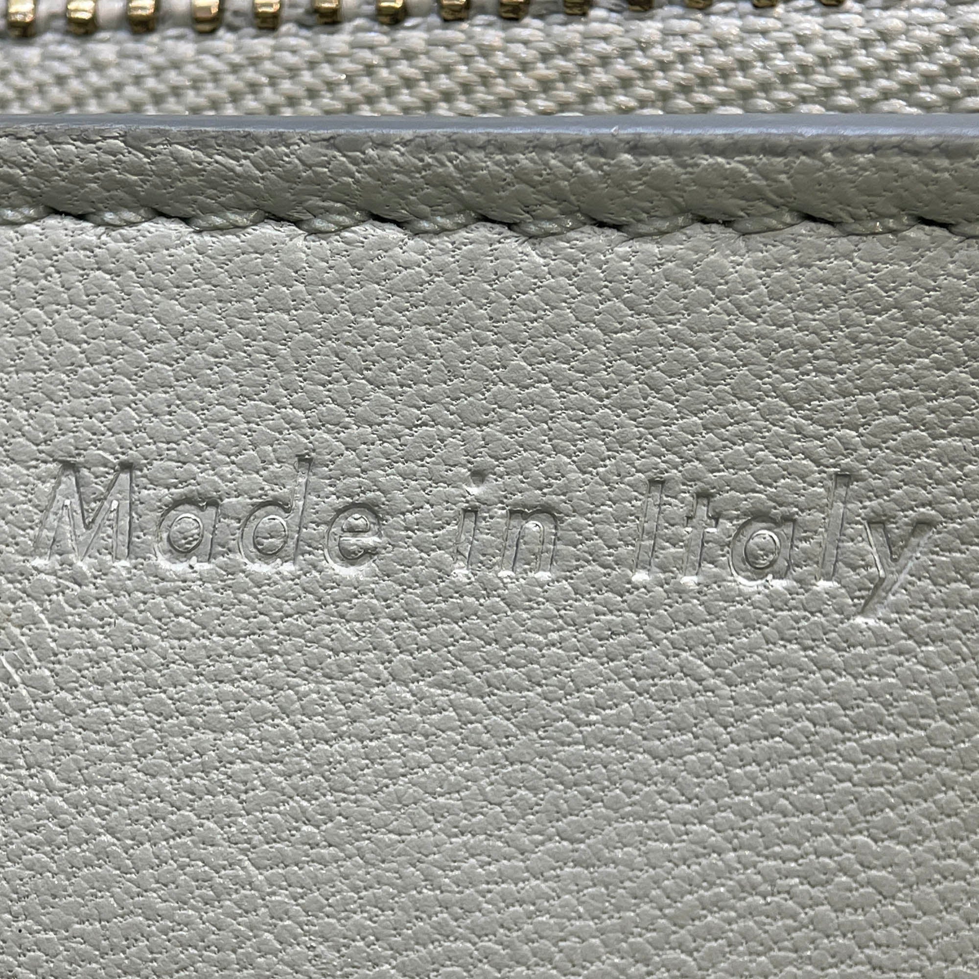 Medium Calfskin Classic Box