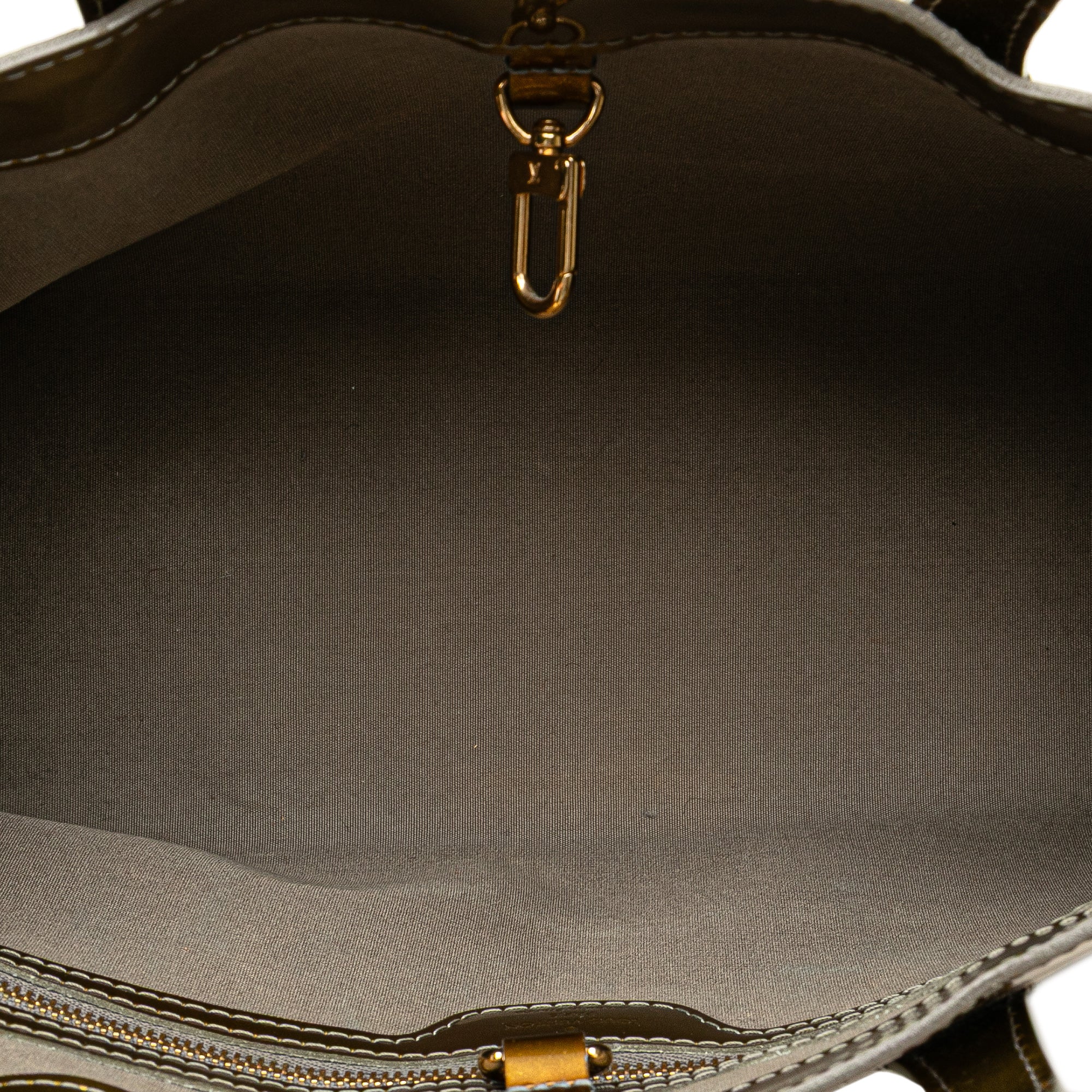 Monogram Vernis Wilshire PM