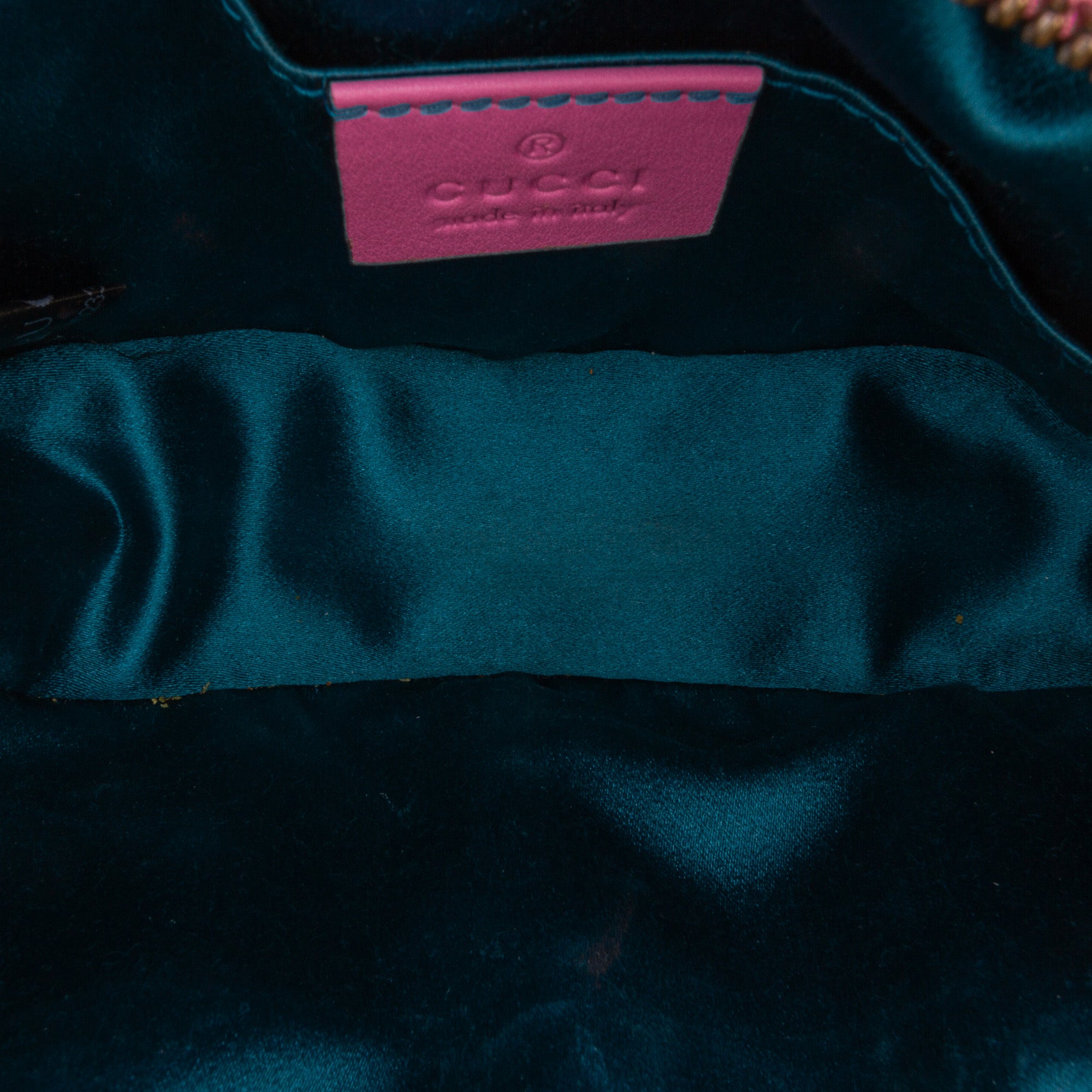 GG Marmont Velvet Belt Bag_5