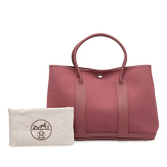 Toile and Negonda Garden Party 36