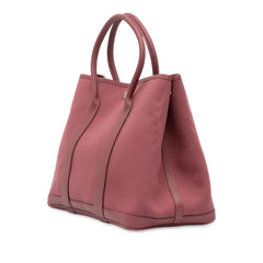 Toile and Negonda Garden Party 36