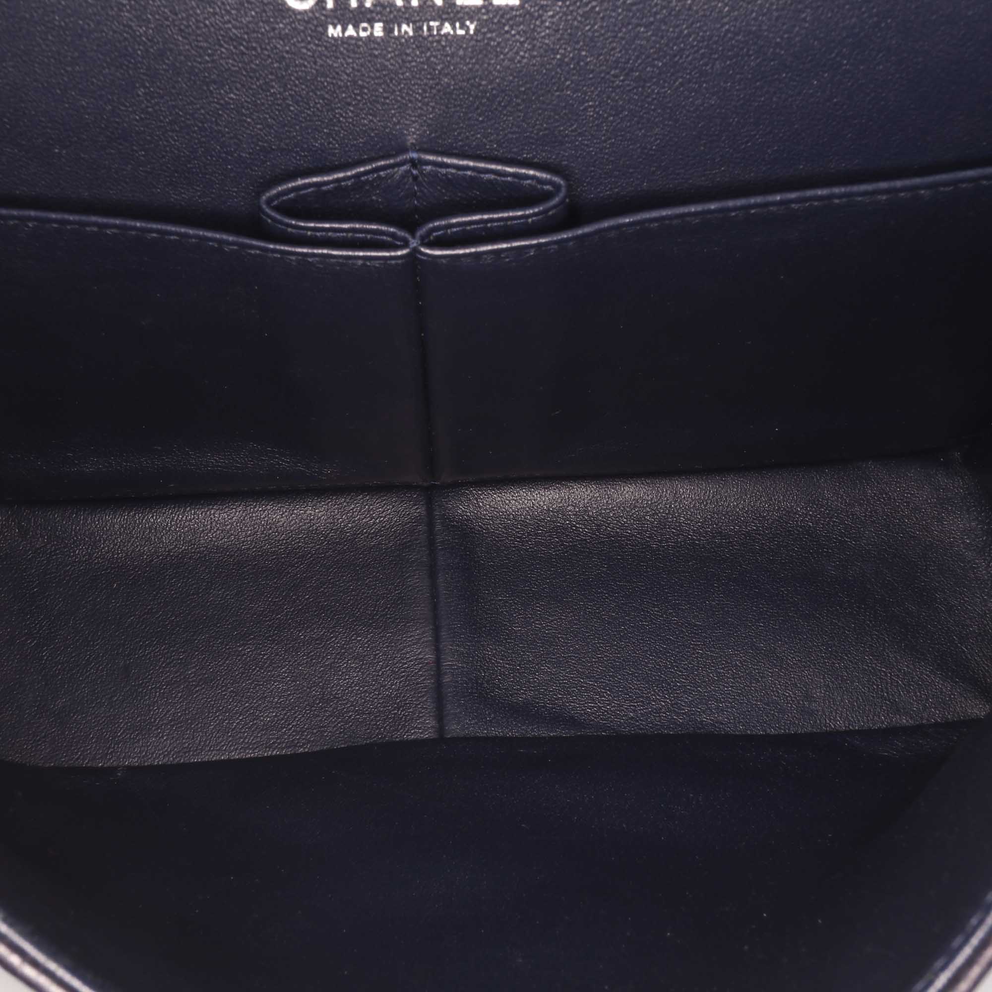 Jumbo Classic Caviar Double Flap