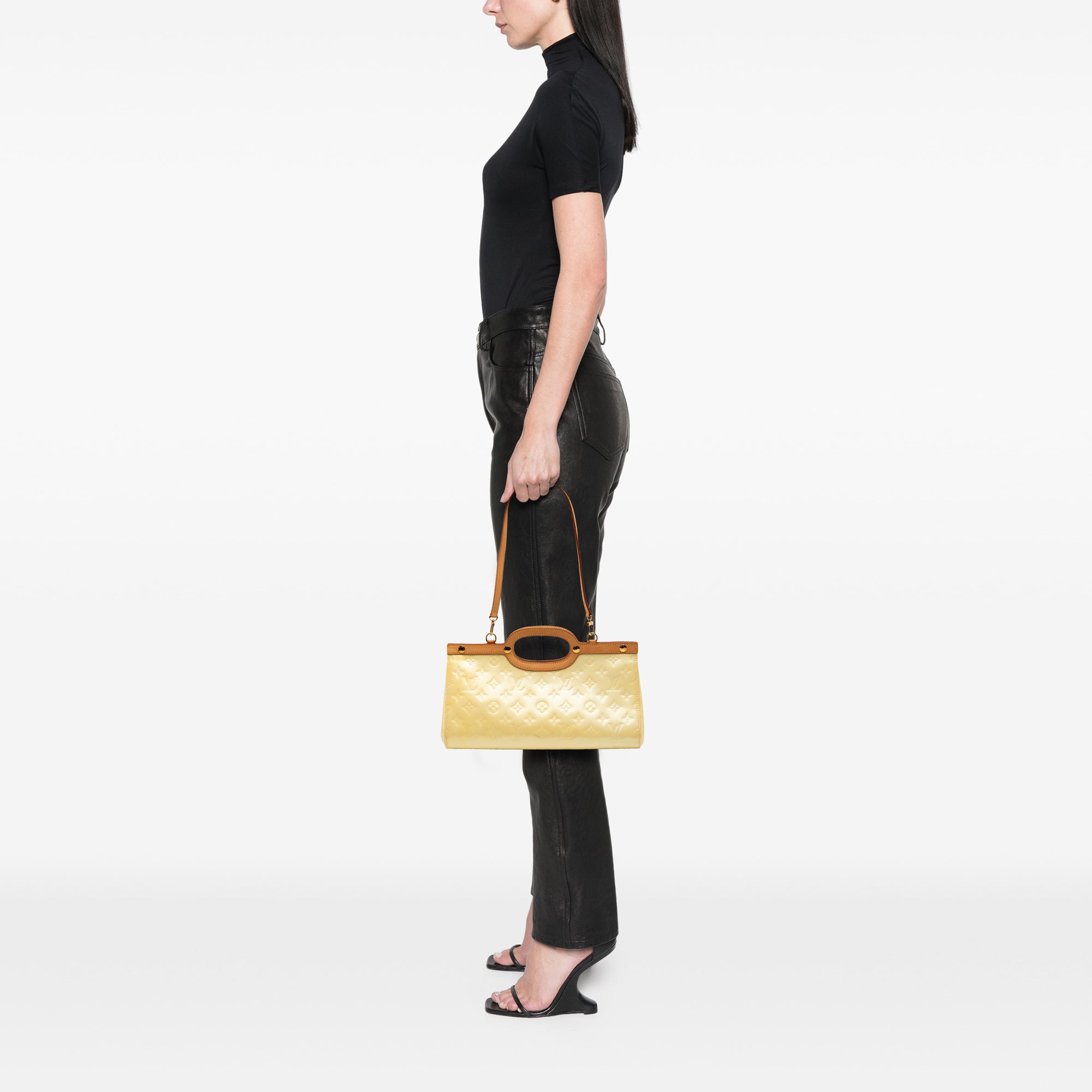 Monogram Vernis Roxbury Drive