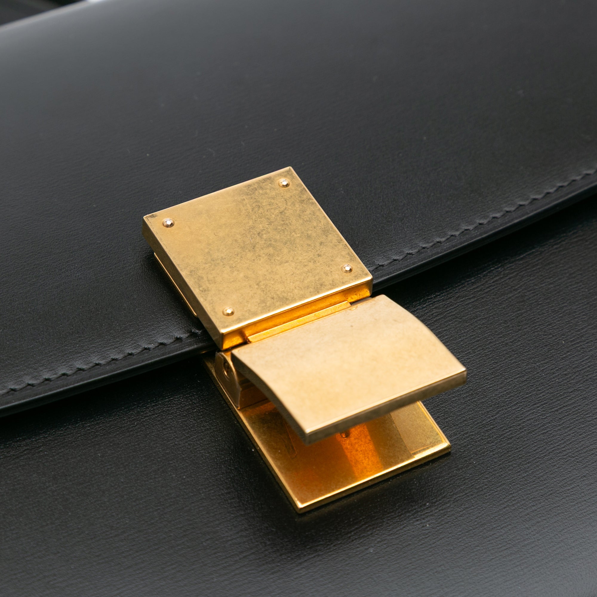 Medium Calfskin Classic Box